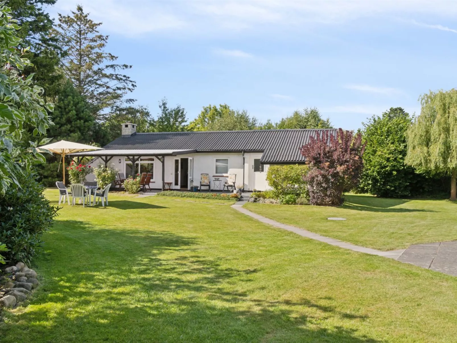 "Merit" - 800m from the sea