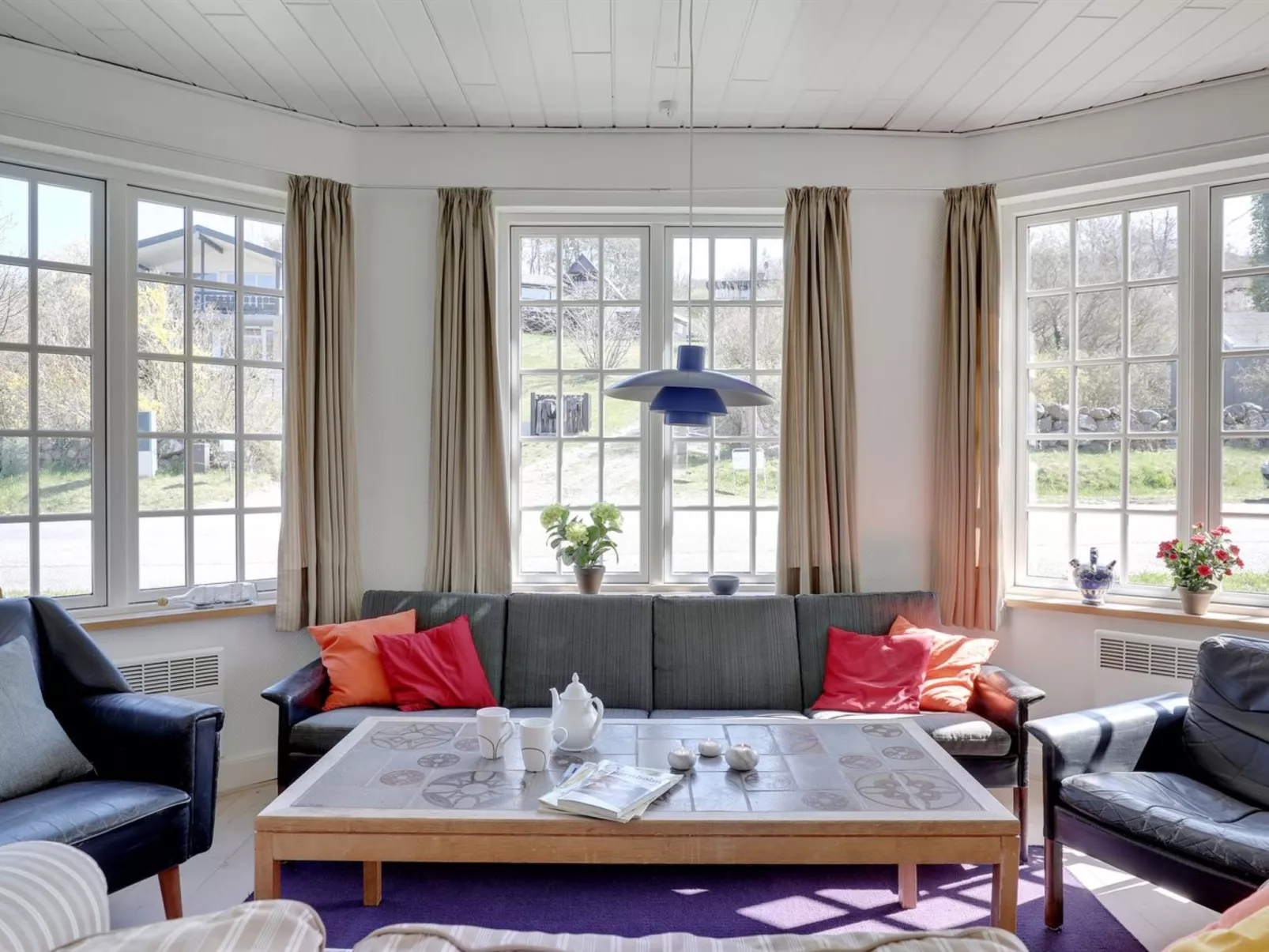 "Anina" - 400m from the sea-Binnen