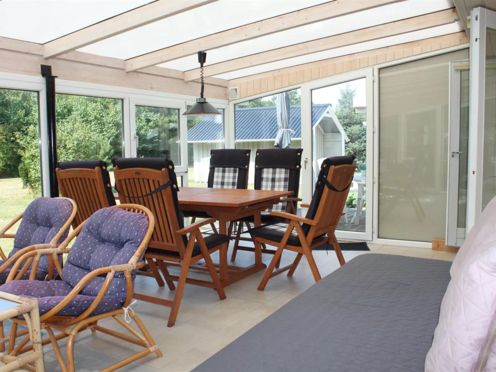 "Pyry" - 400m to the fjord-Binnen