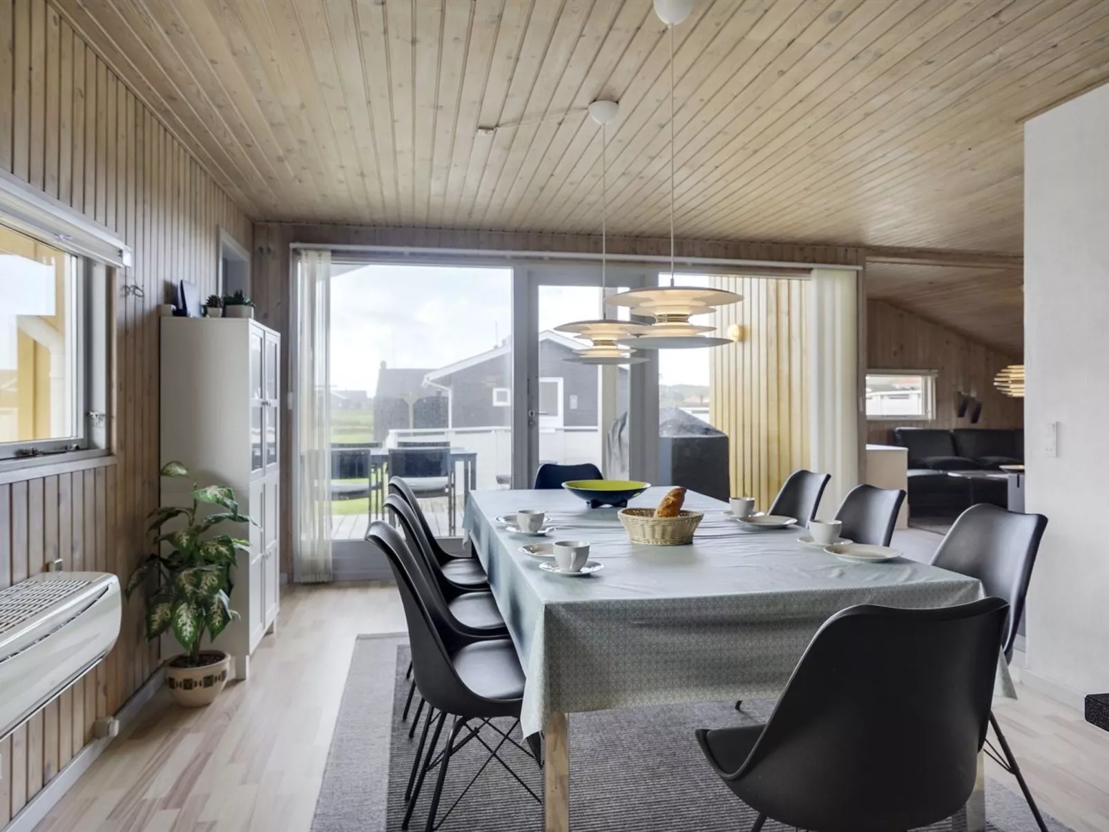 "Hebba" - 300m from the sea-Binnen