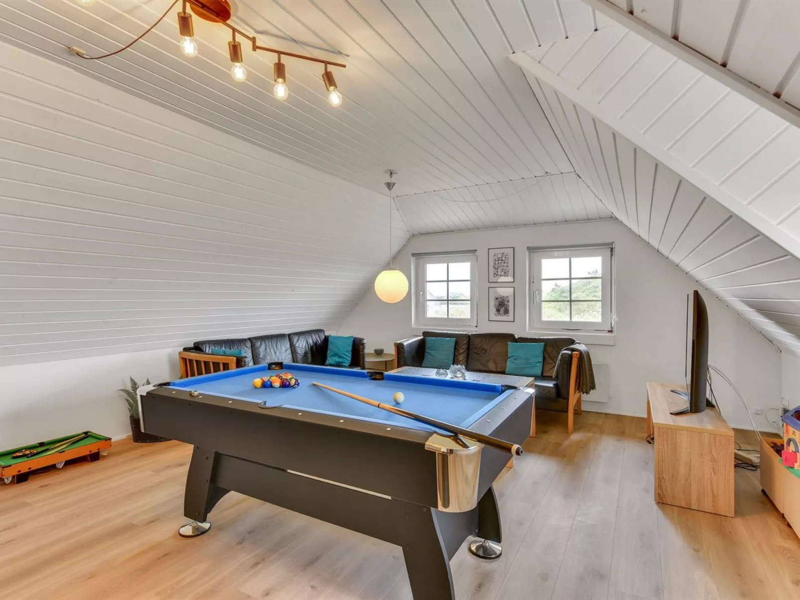 "Matrona" - 750m from the sea-Binnen