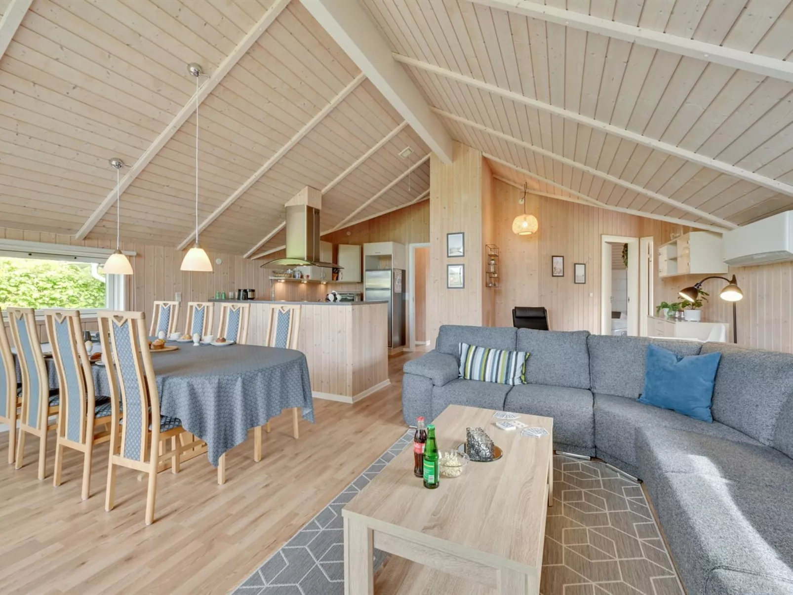 "Binna" - 1.2km to the fjord-Binnen