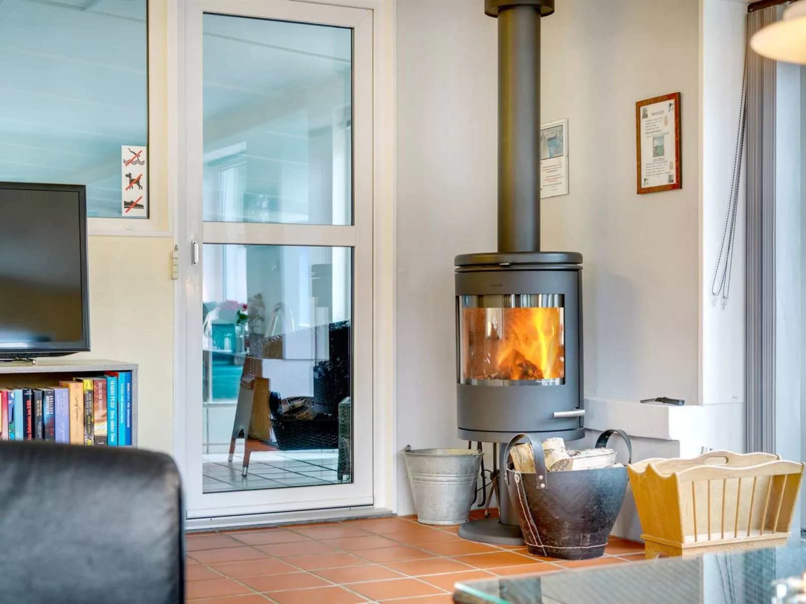 "Lenni" - 700m from the sea-Binnen