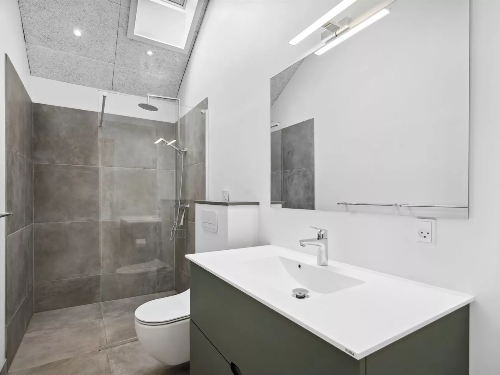 "Amdi" - 700m from the sea-Binnen