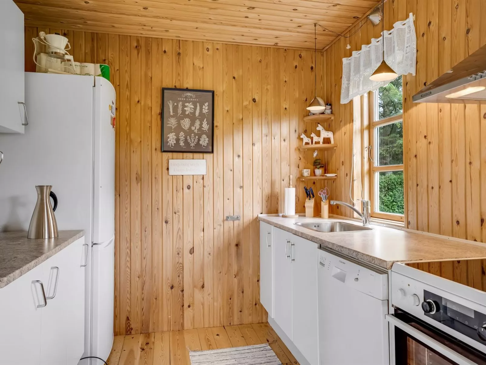 "Rikhard" - 75m from the sea-Binnen