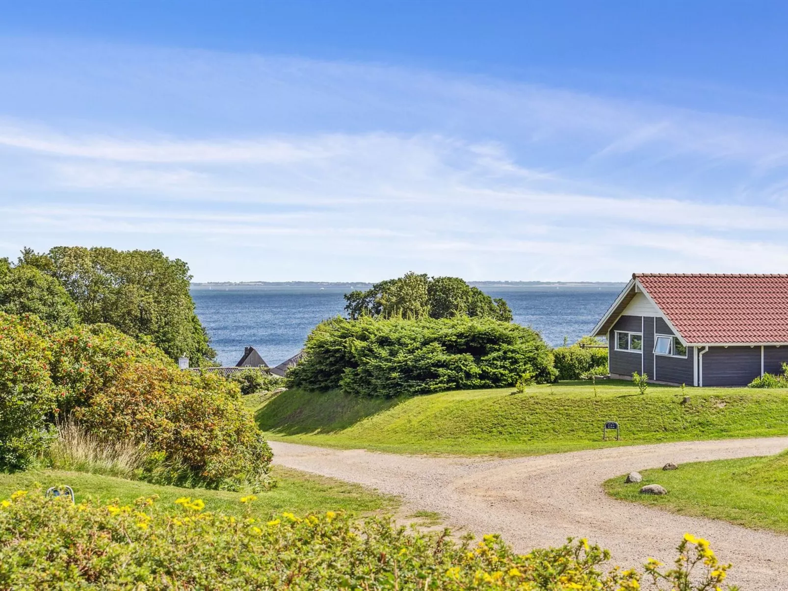 "Aarne" - 300m from the sea-Buiten