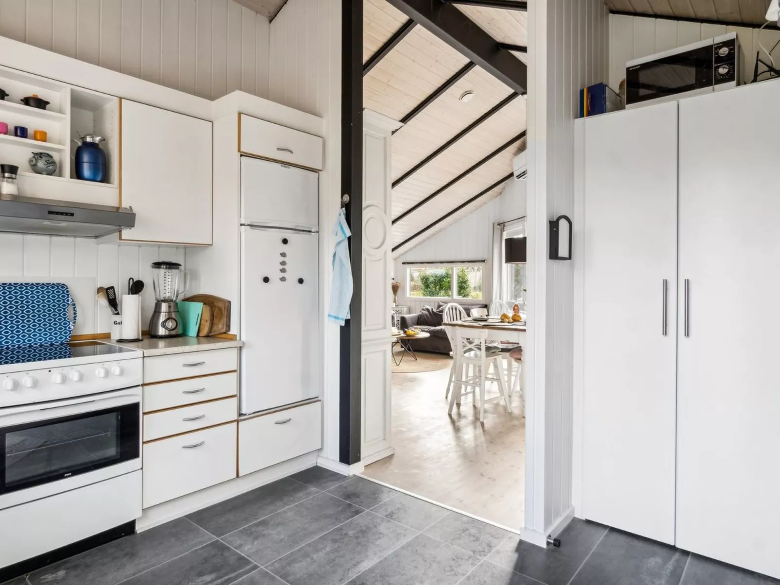 "Myra" - 425m from the sea-Binnen