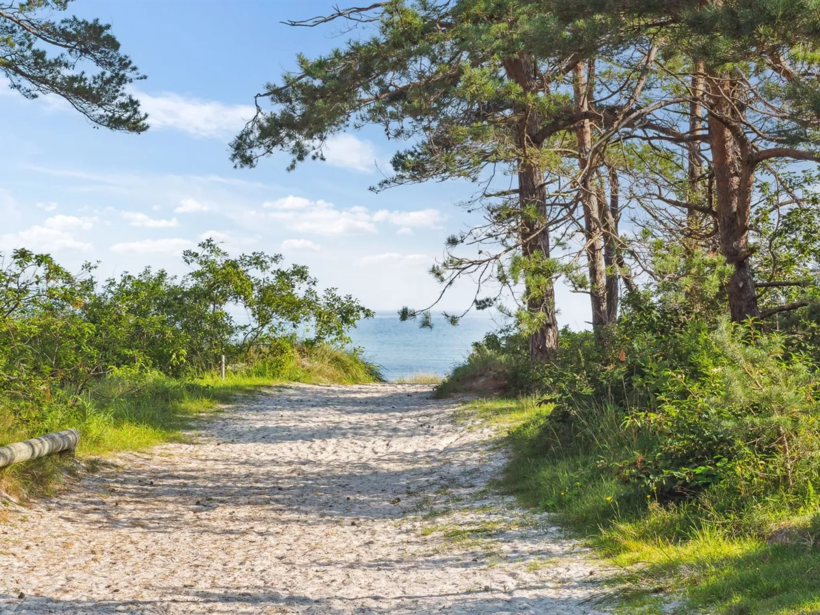 "Johan" - 200m from the sea-Buiten