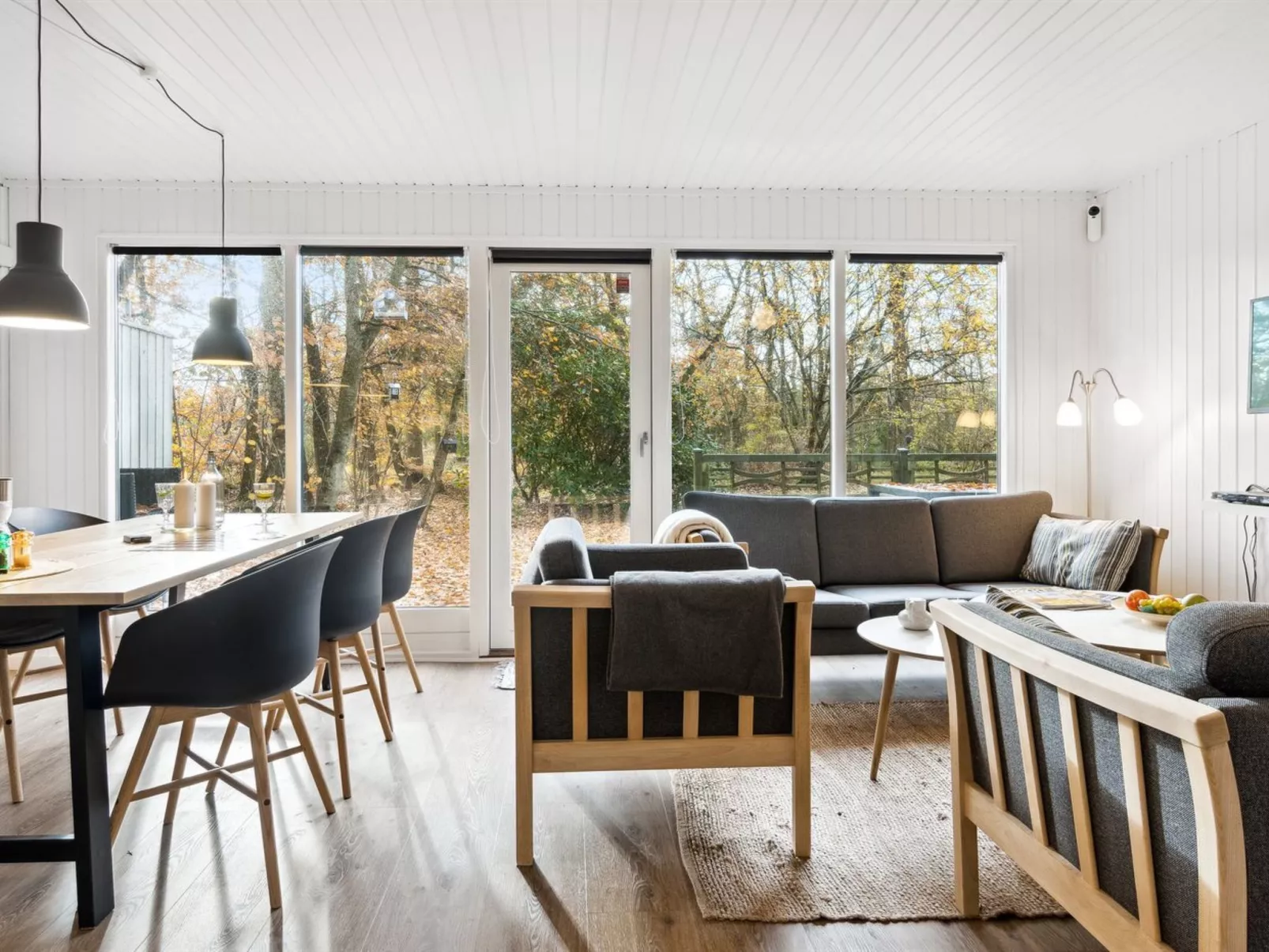 "Chris" -  from the sea-Binnen