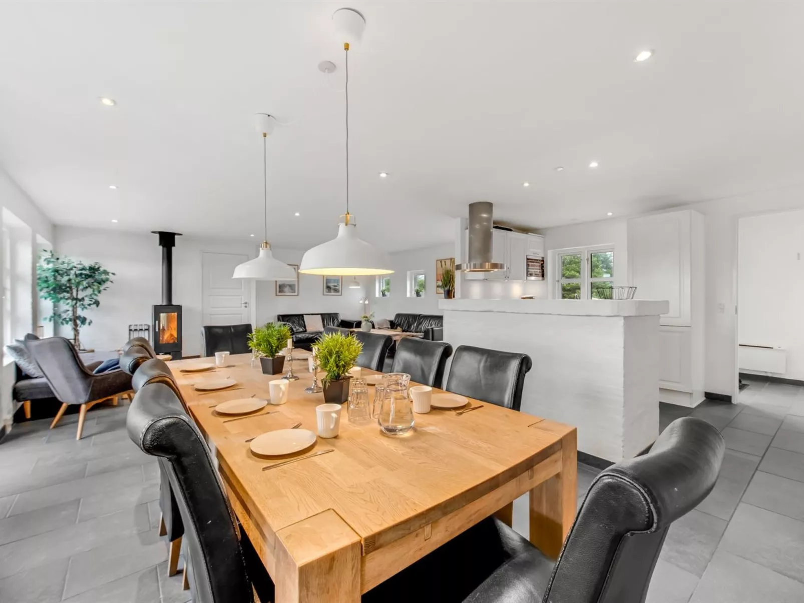 "Axeline" - 300m from the sea-Binnen