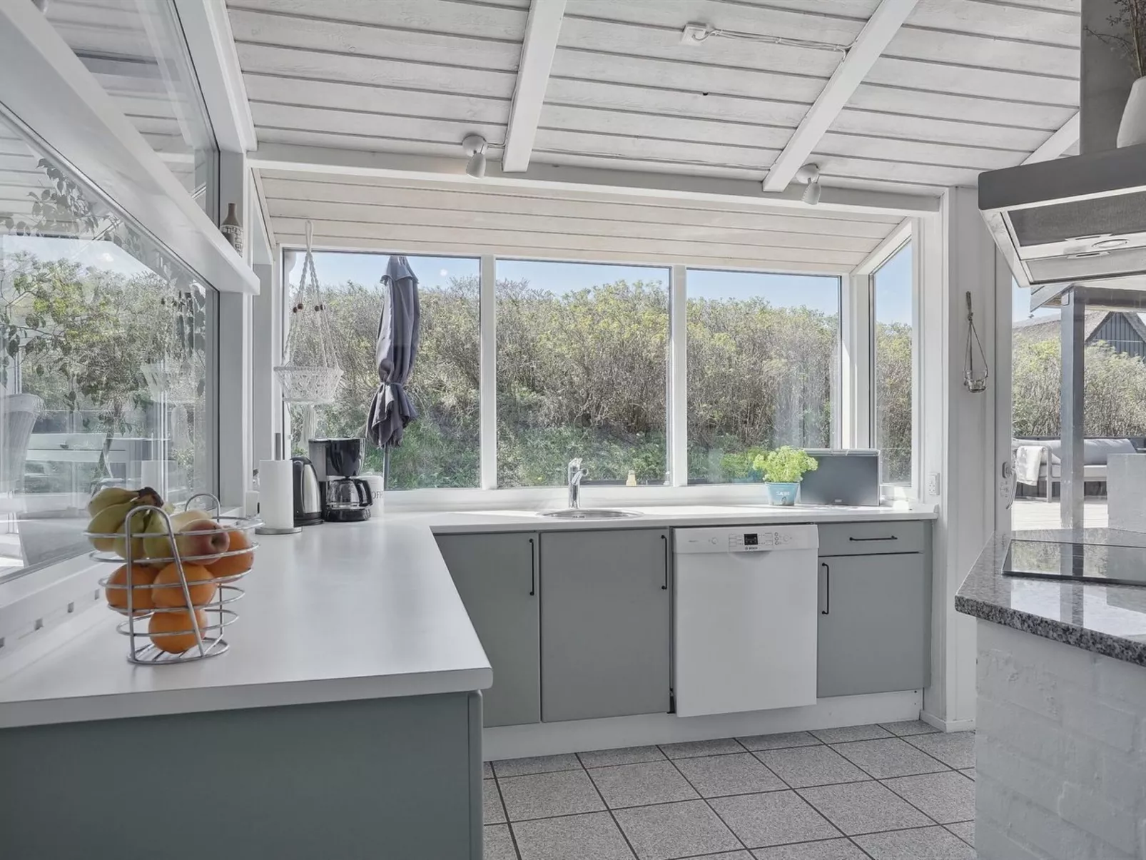 "Dijana" - 150m from the sea-Binnen