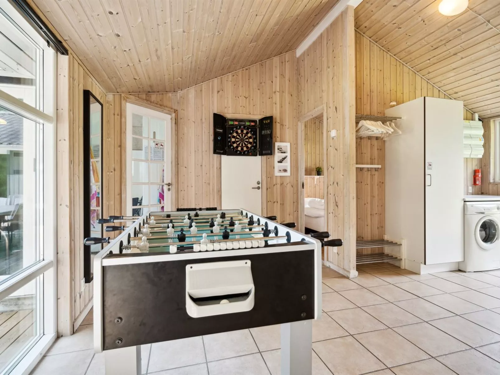 "Edin" - 150m from the sea-Binnen