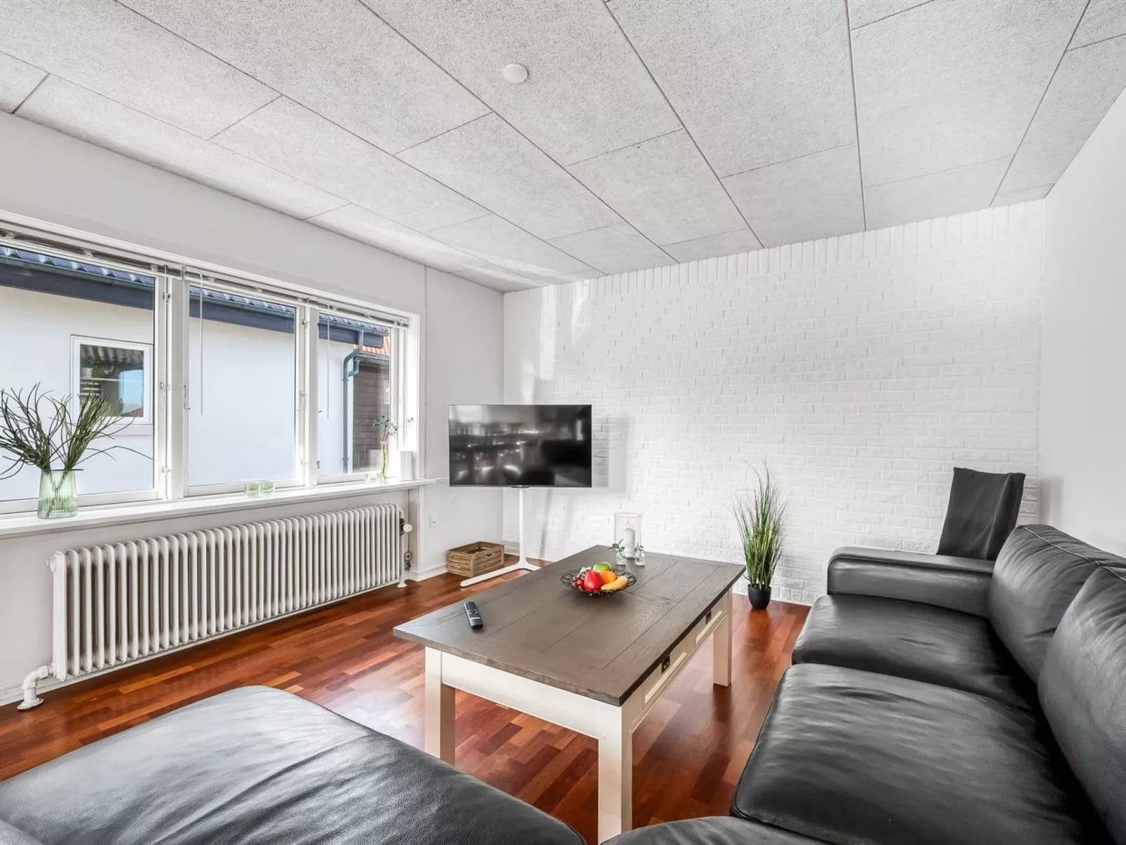 "Ullakarin" - 200m from the sea-Binnen