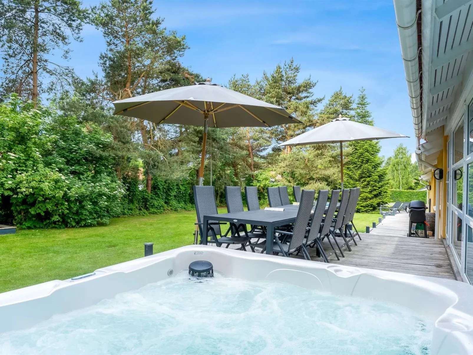 "Tovi" - 600m from the sea-Buiten