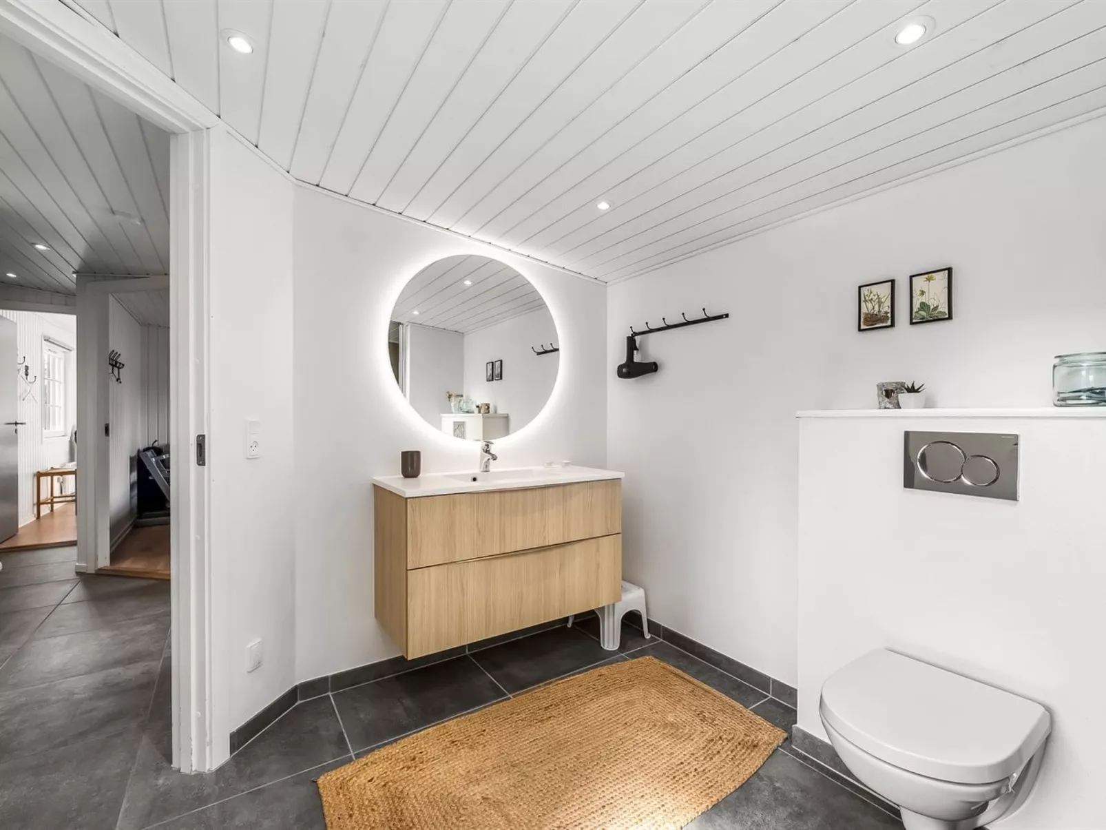 "Ludvika" - 300m to the fjord-Binnen