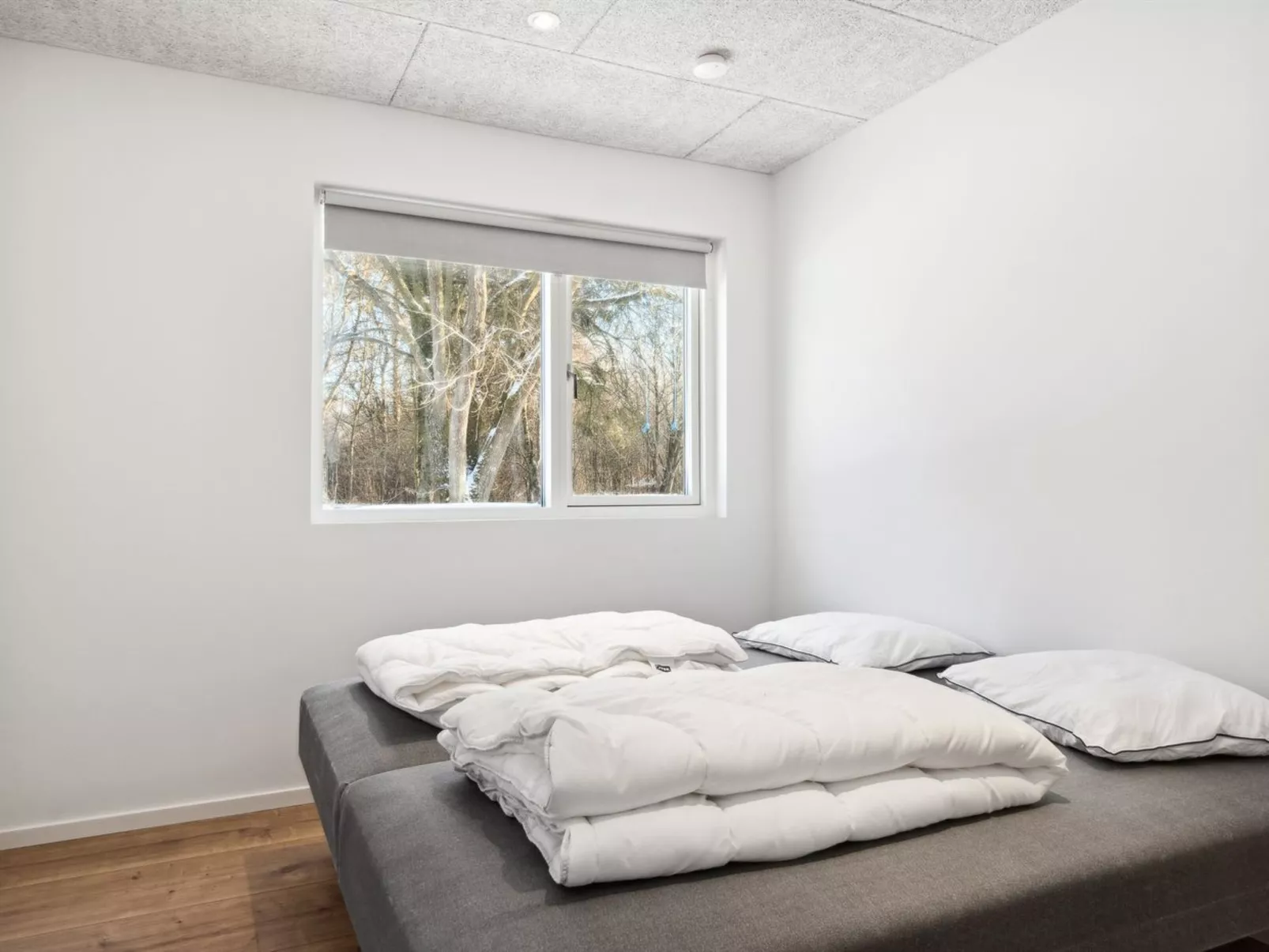 "Scalli" - 1.5km to the fjord-Binnen