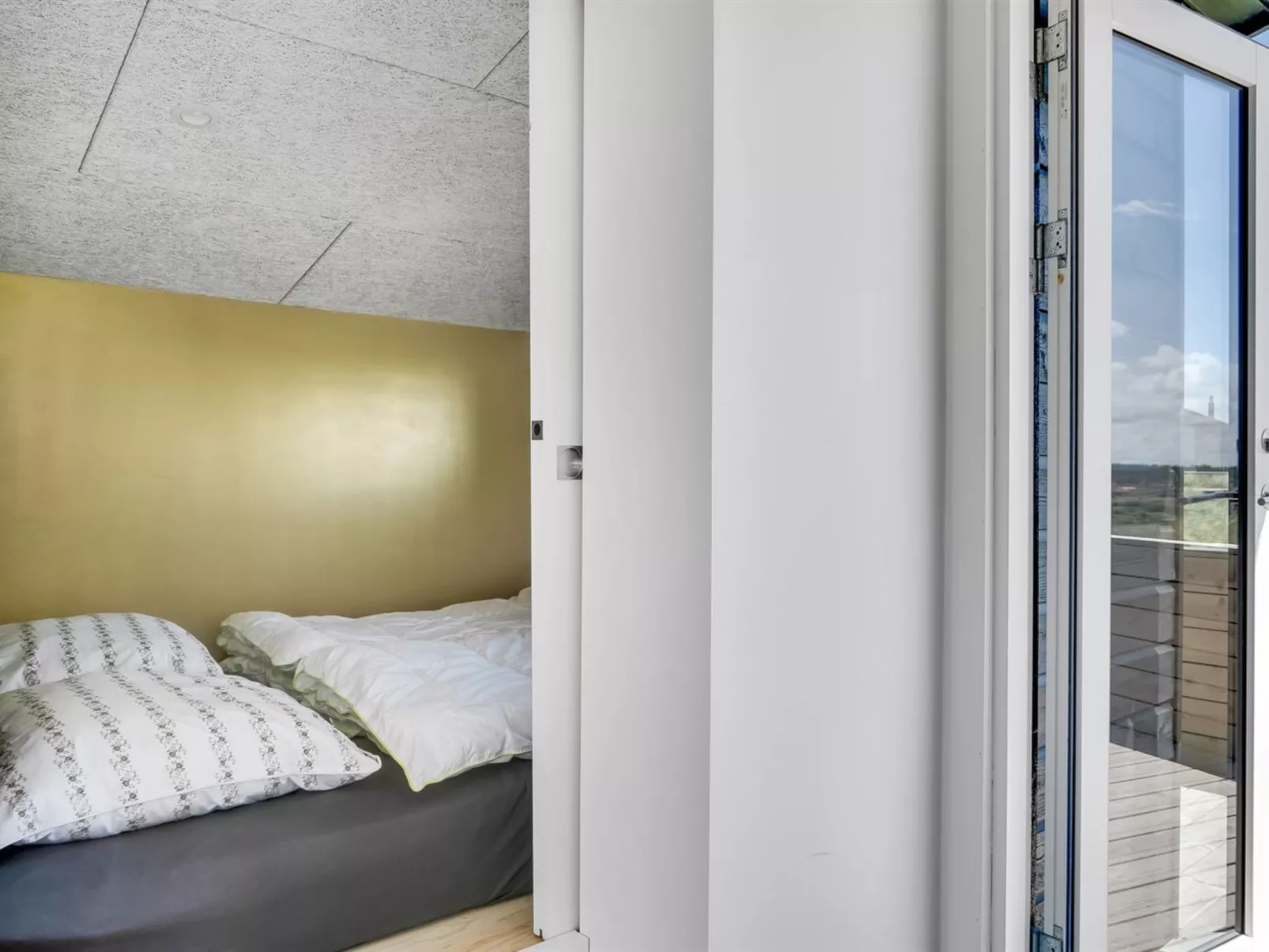 "Fatlinda" - 50m from the sea-Binnen