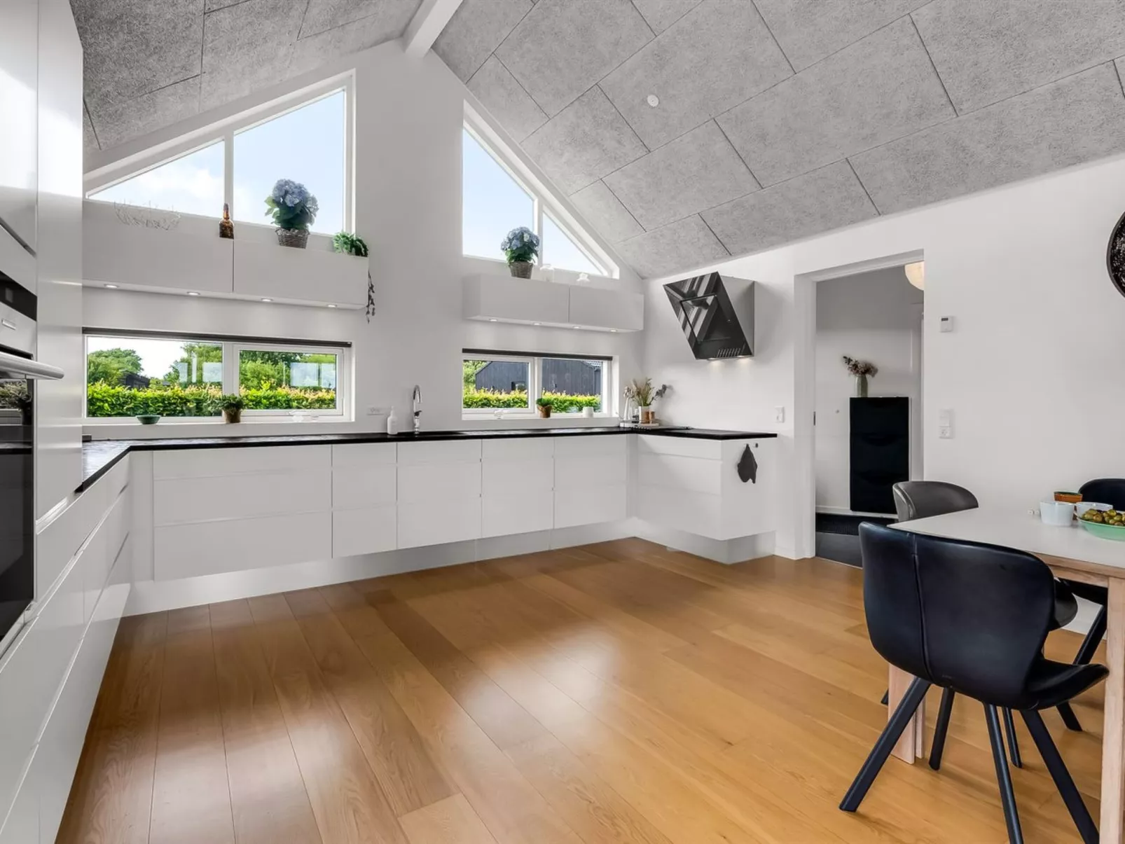 "Bernice" - 900m from the sea-Binnen