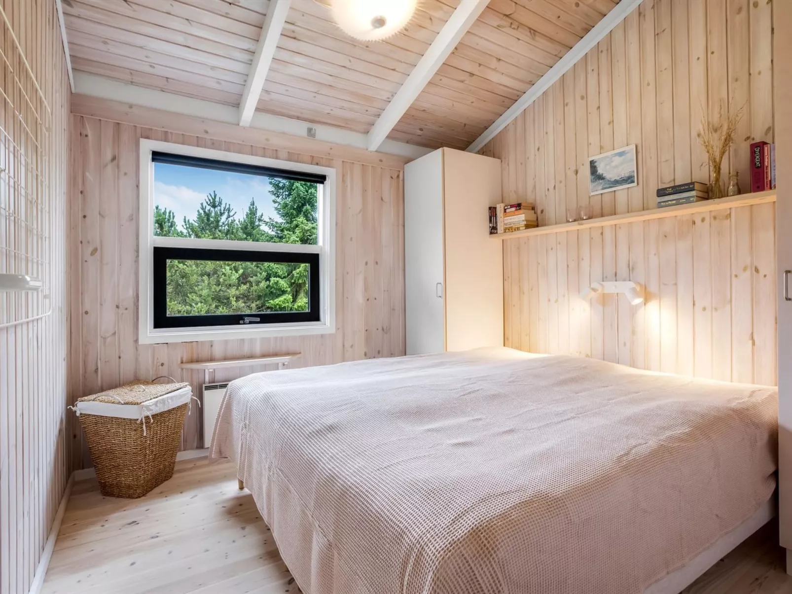 "Ingwin" -  from the sea-Binnen