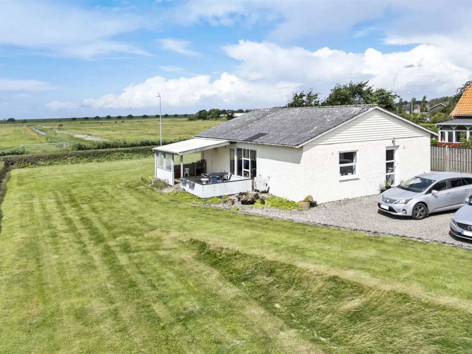 "Janin" - 400m from the sea-Buiten