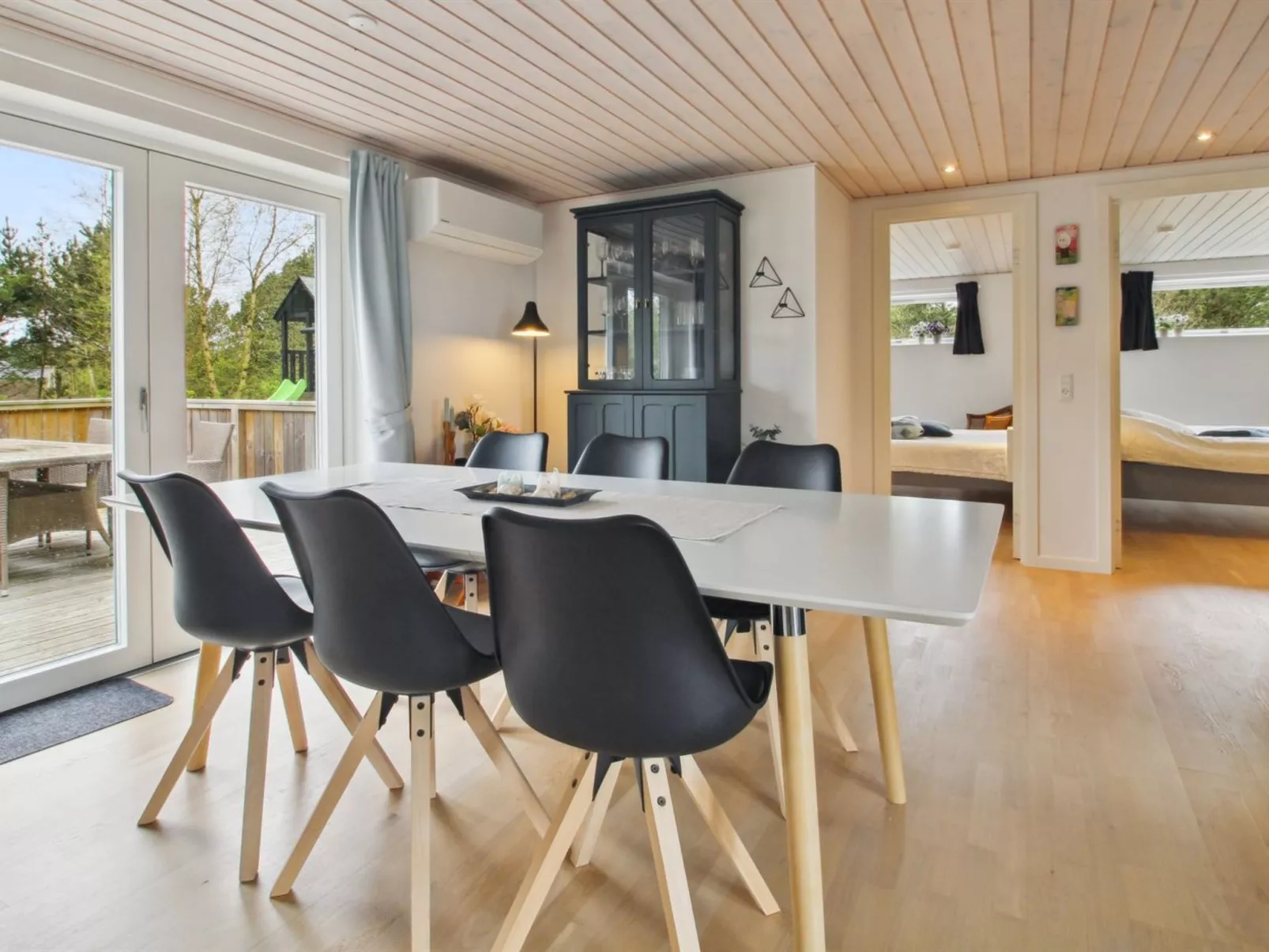 "Golubinka" - 2.5km from the sea-Binnen