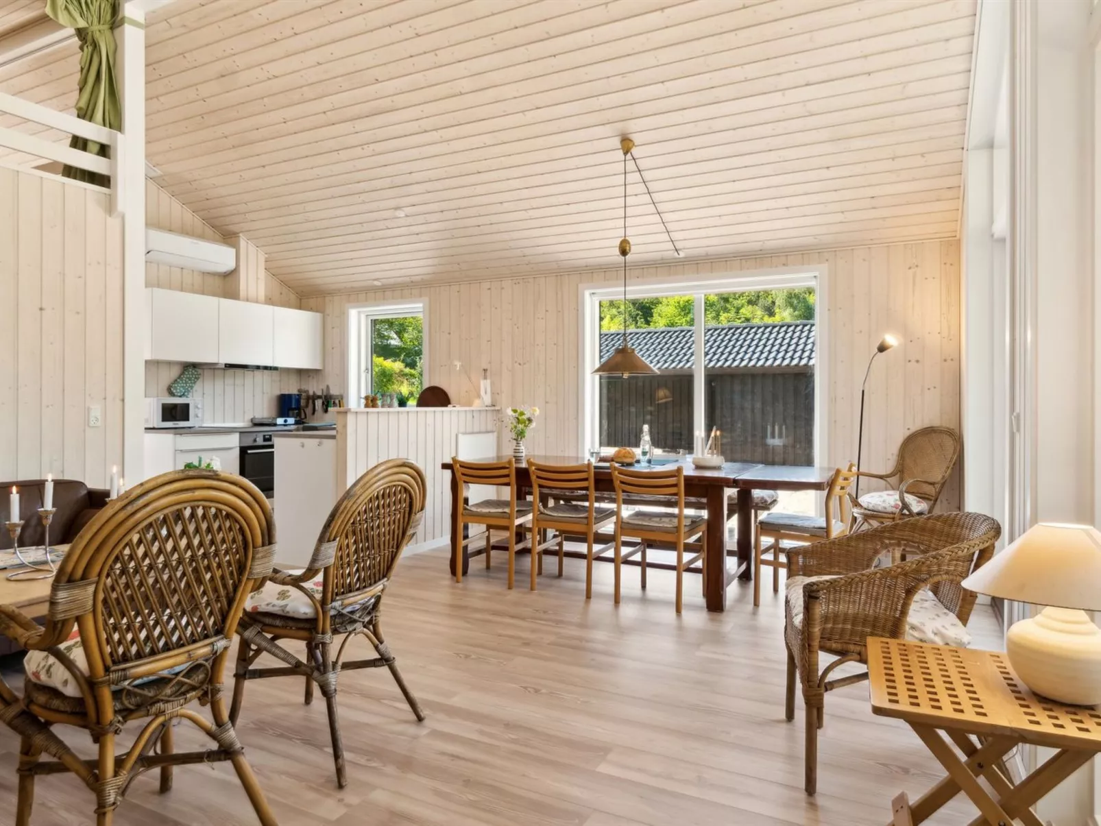 "Vojdan" - 600m from the sea-Binnen