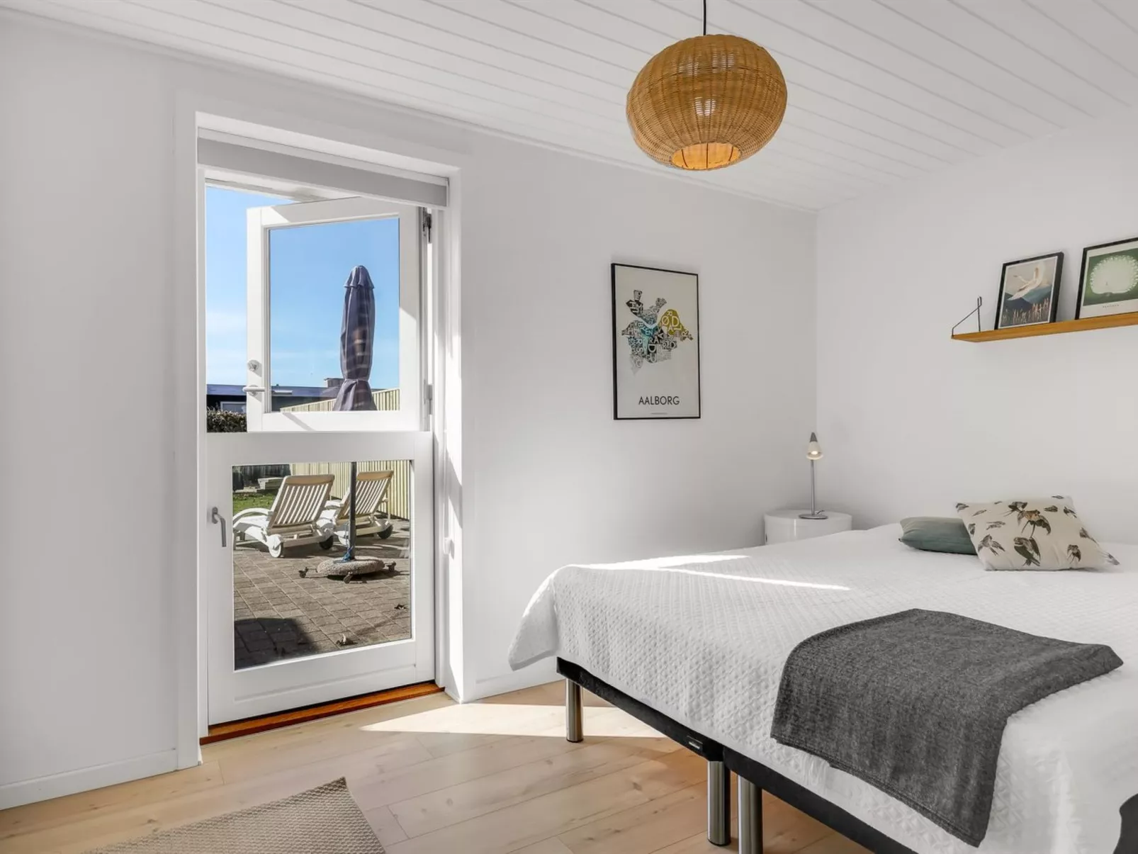 "Sulo" - 300m from the sea-Binnen