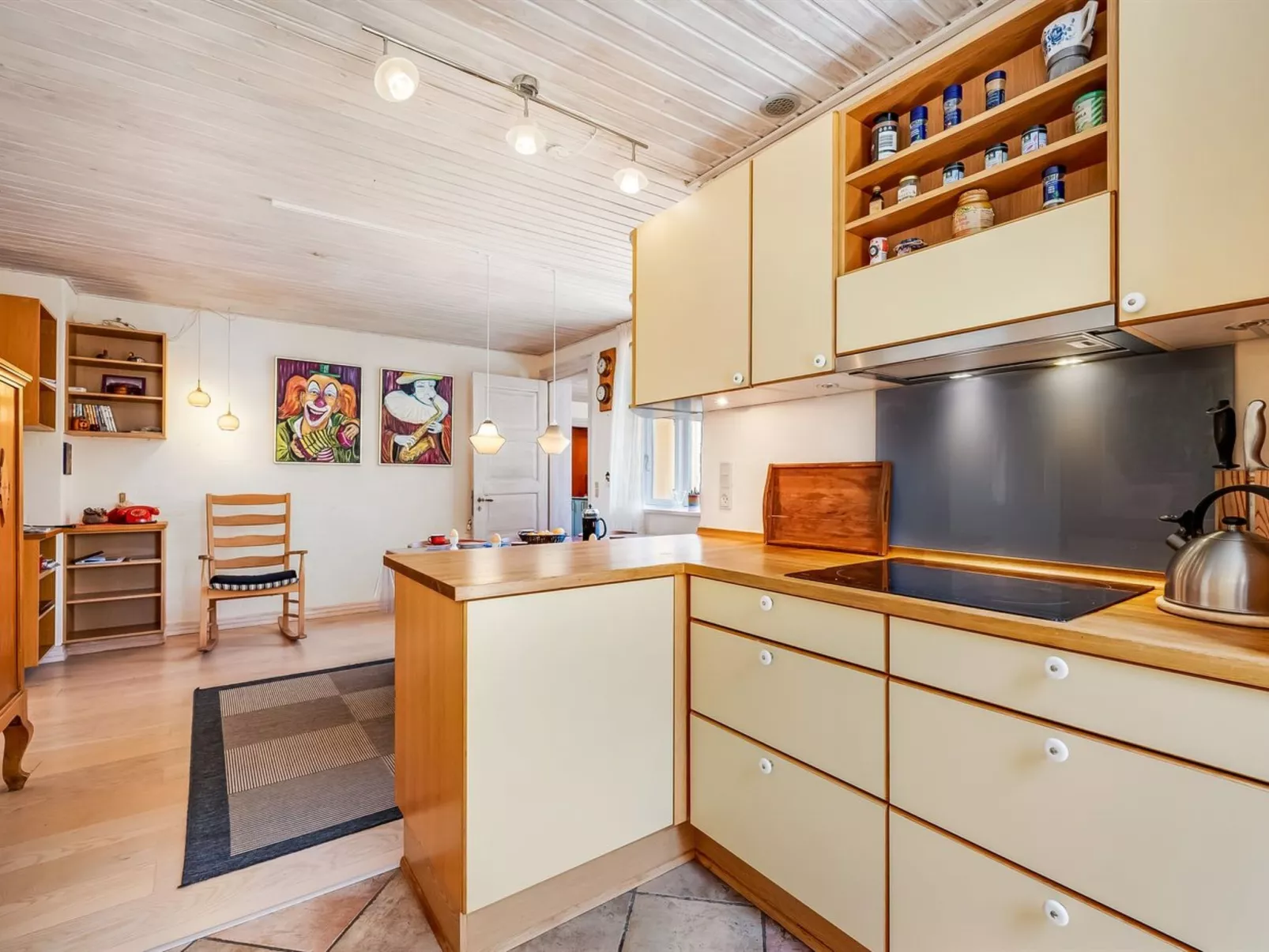 "Kajsa" - 6km from the sea-Binnen