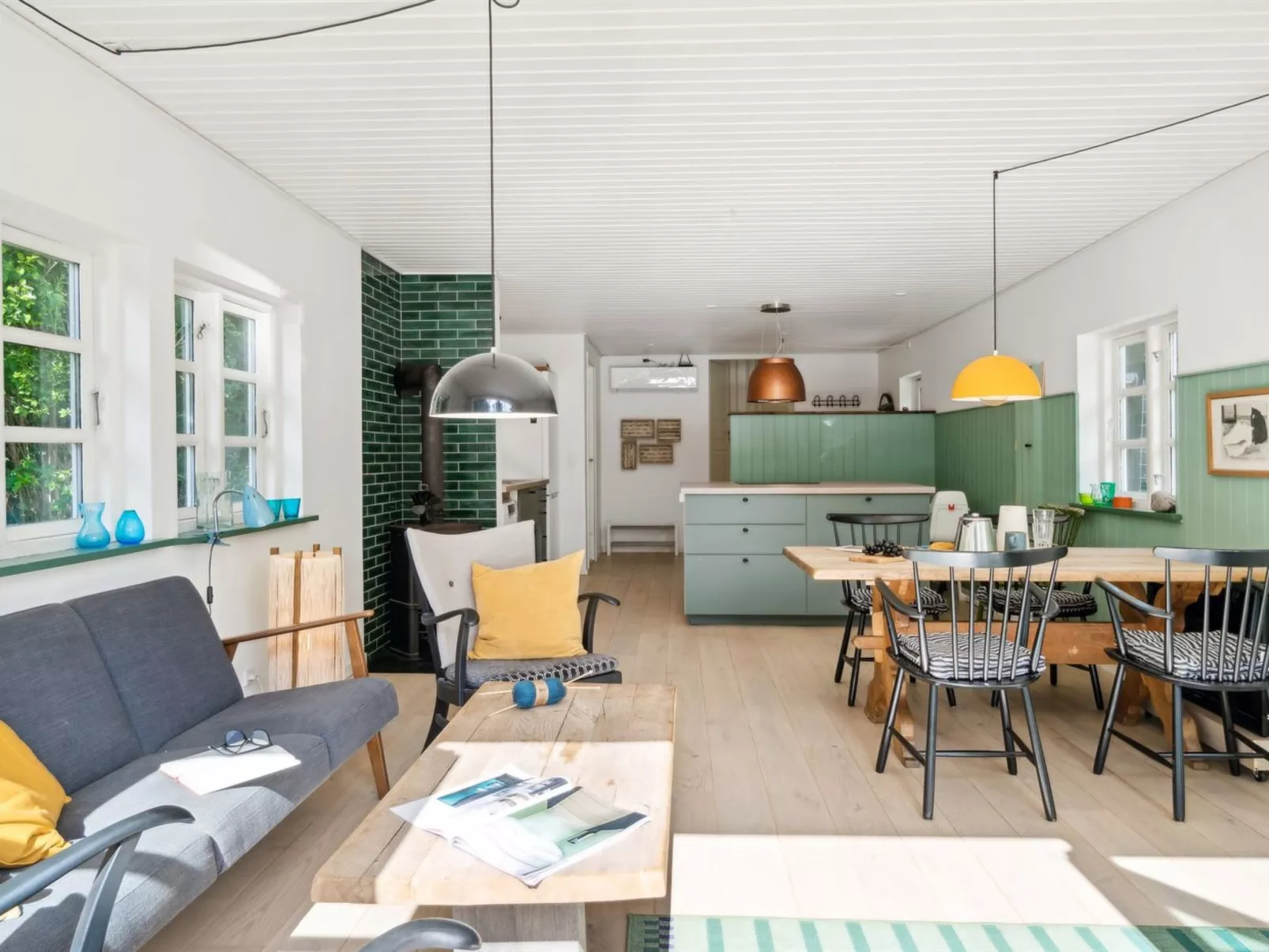 "Riana" - 700m from the sea-Binnen