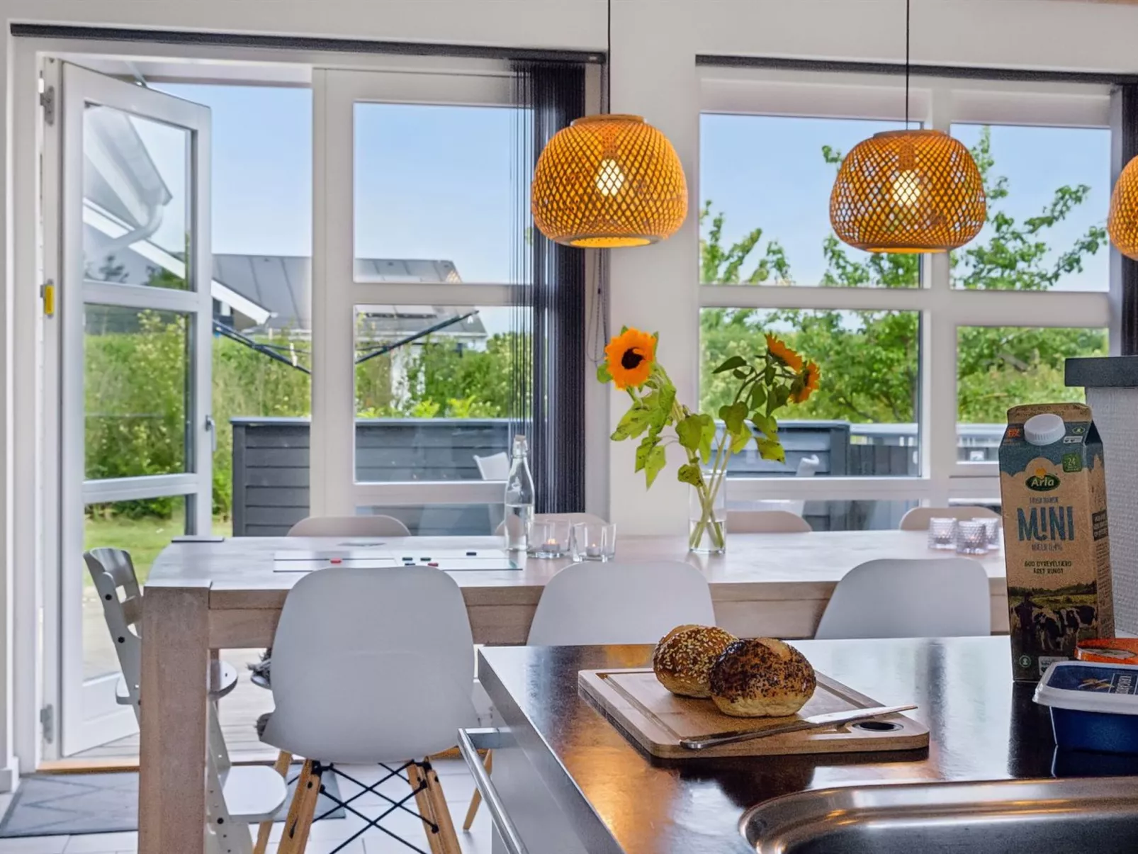 "Hakan" - 900m from the sea-Binnen