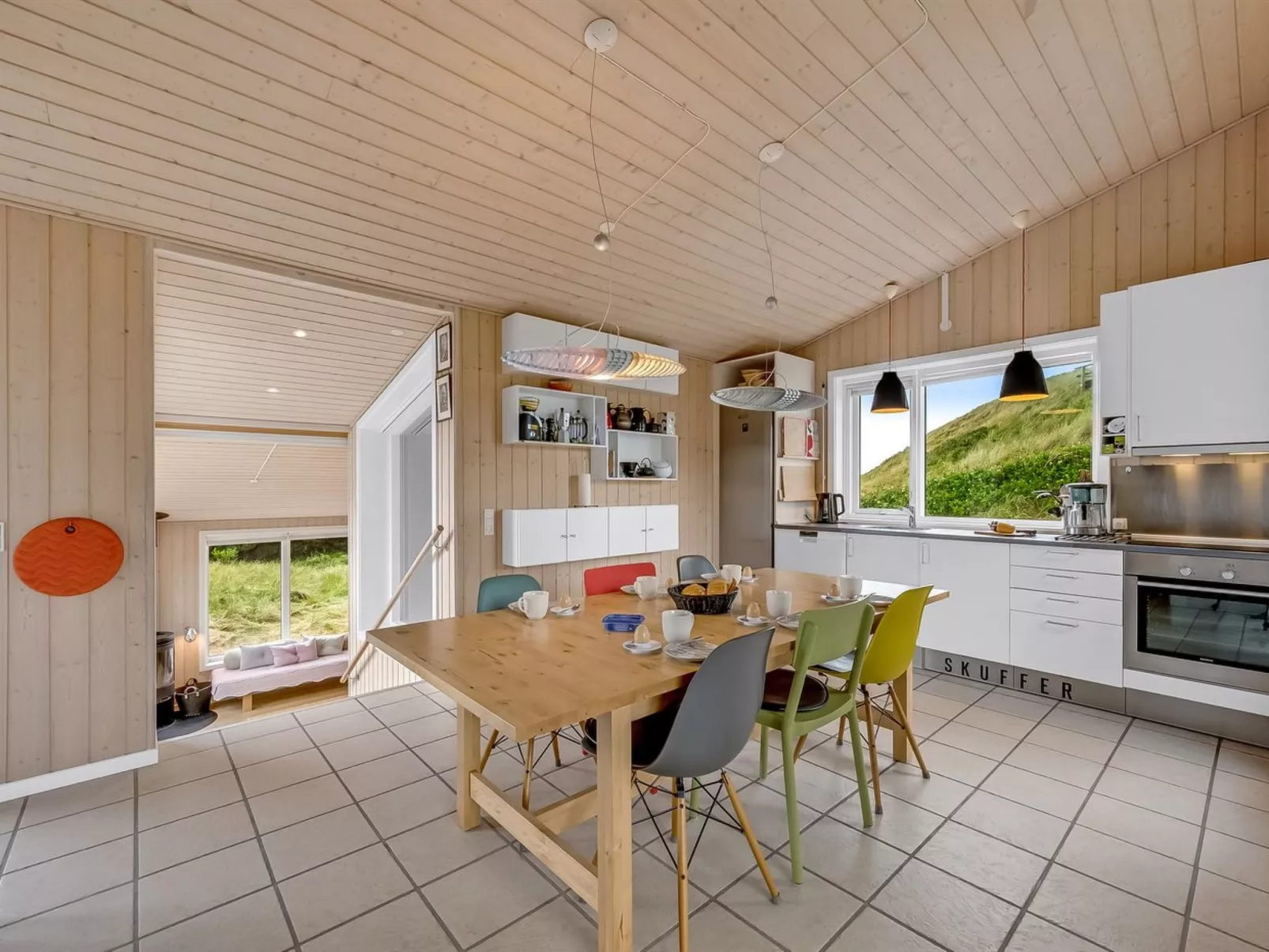 "Paaske" -  from the sea-Binnen