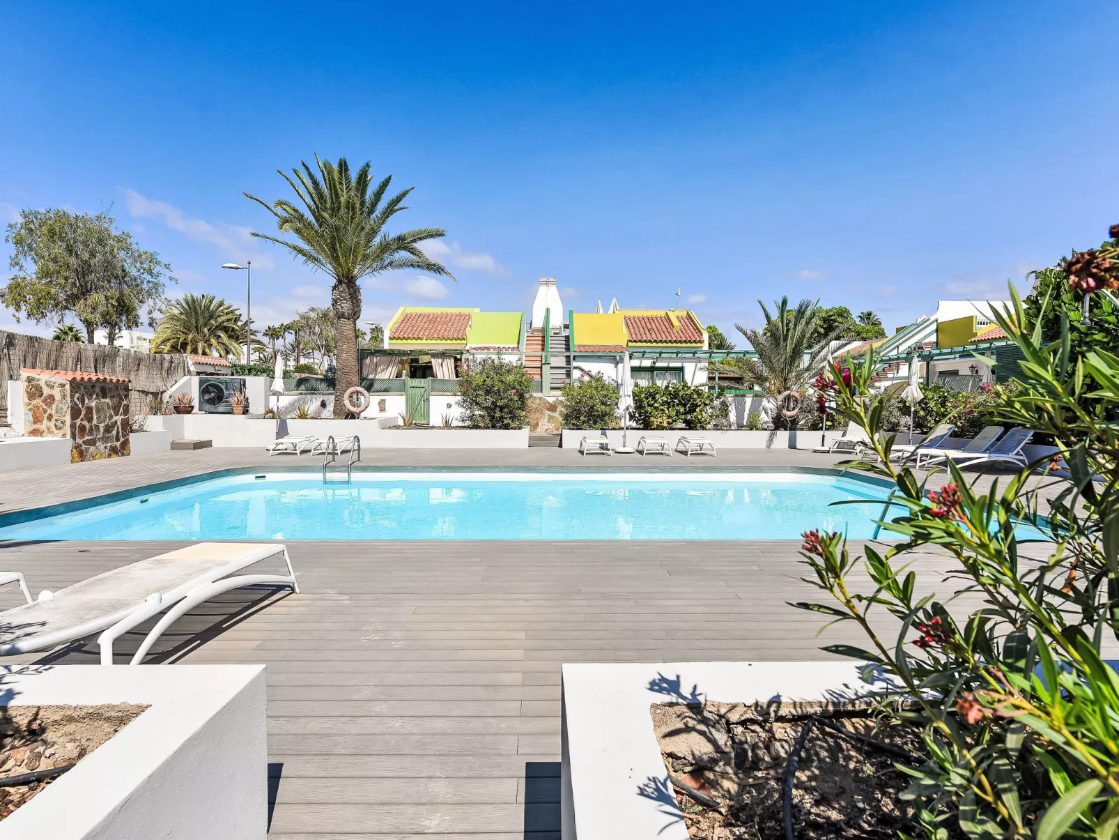 Casa Amarilla Begoña-Buiten