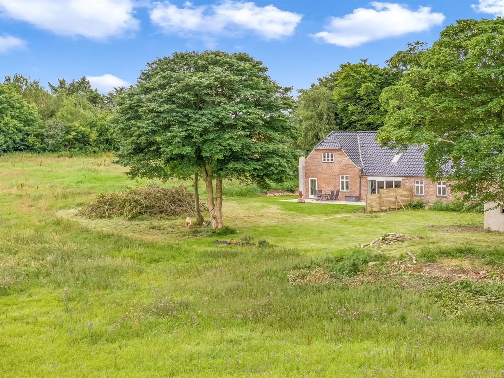 "Geraldine" - 3.5km to the fjord-Buiten