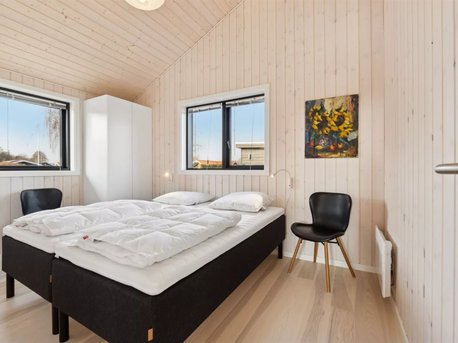 "Viveke" - 10m from the sea-Binnen