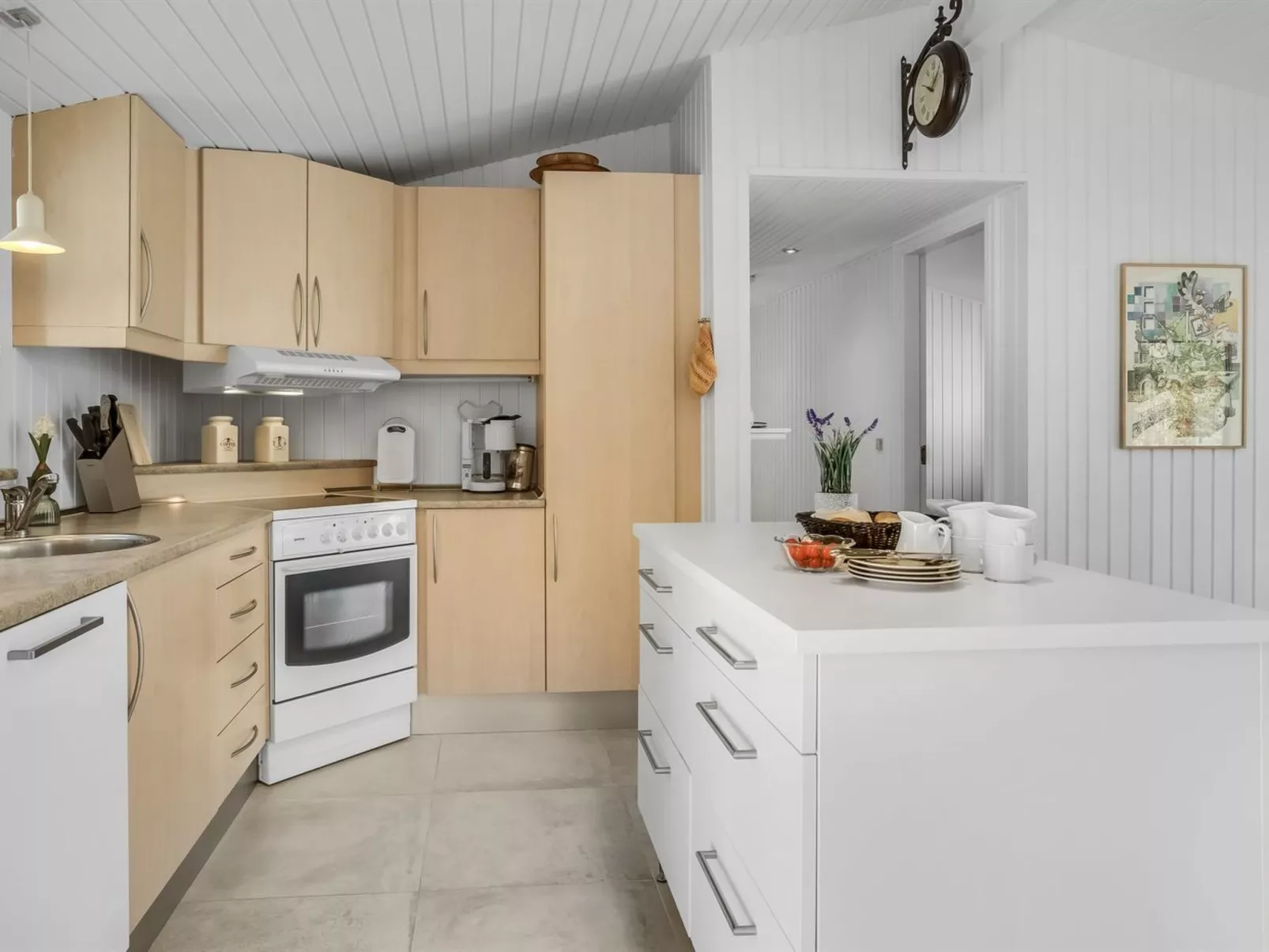 "Martina" - 500m from the sea-Binnen