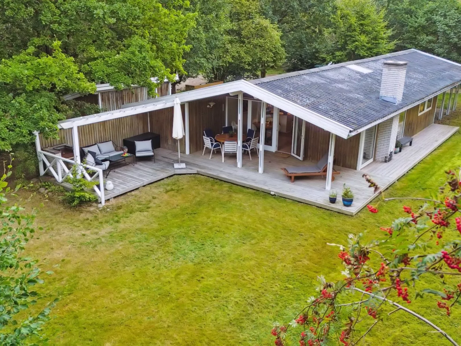 "Arto" - 1.2km from the sea-Buiten