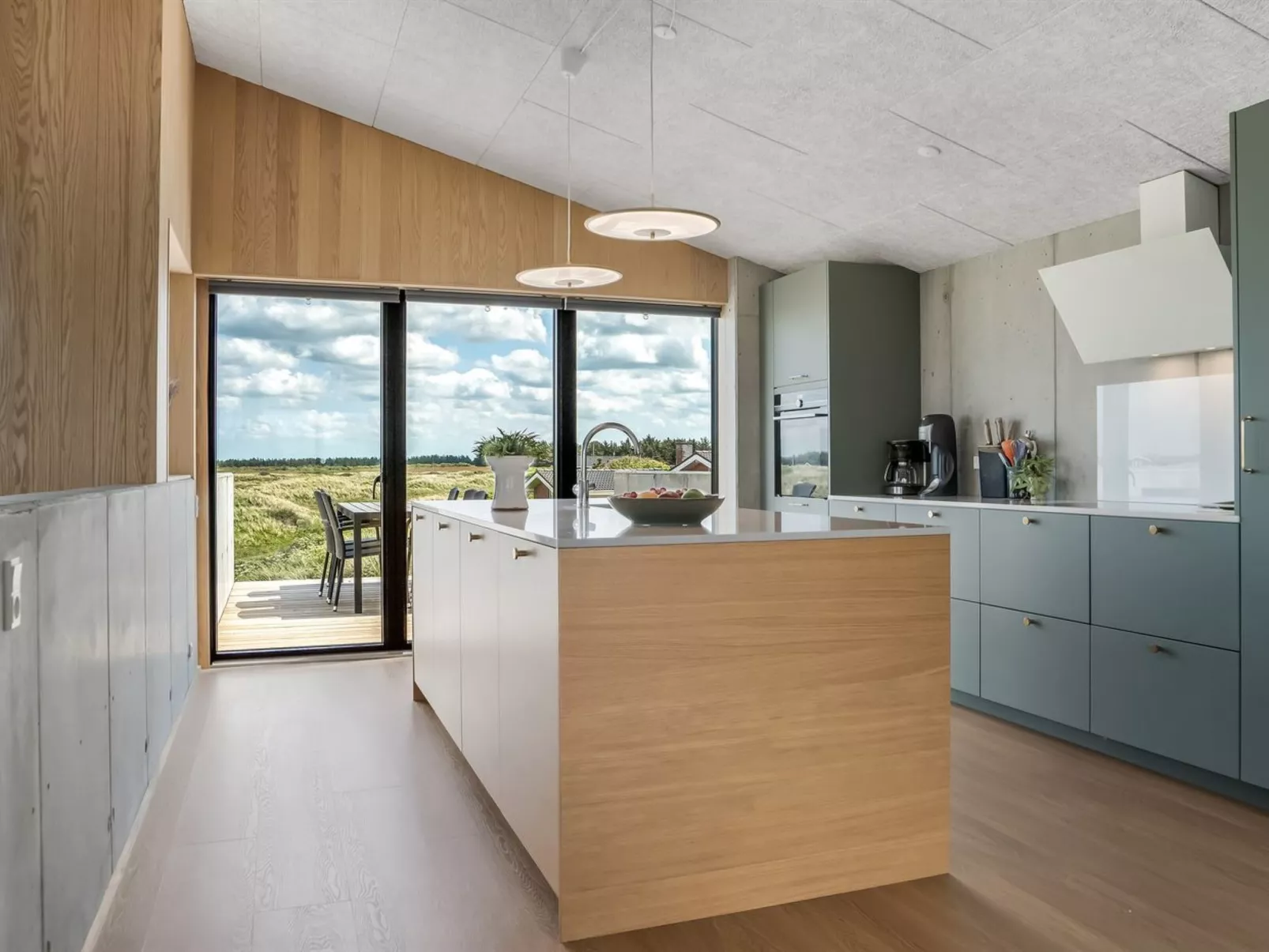 "Tamina" - 50m from the sea-Binnen