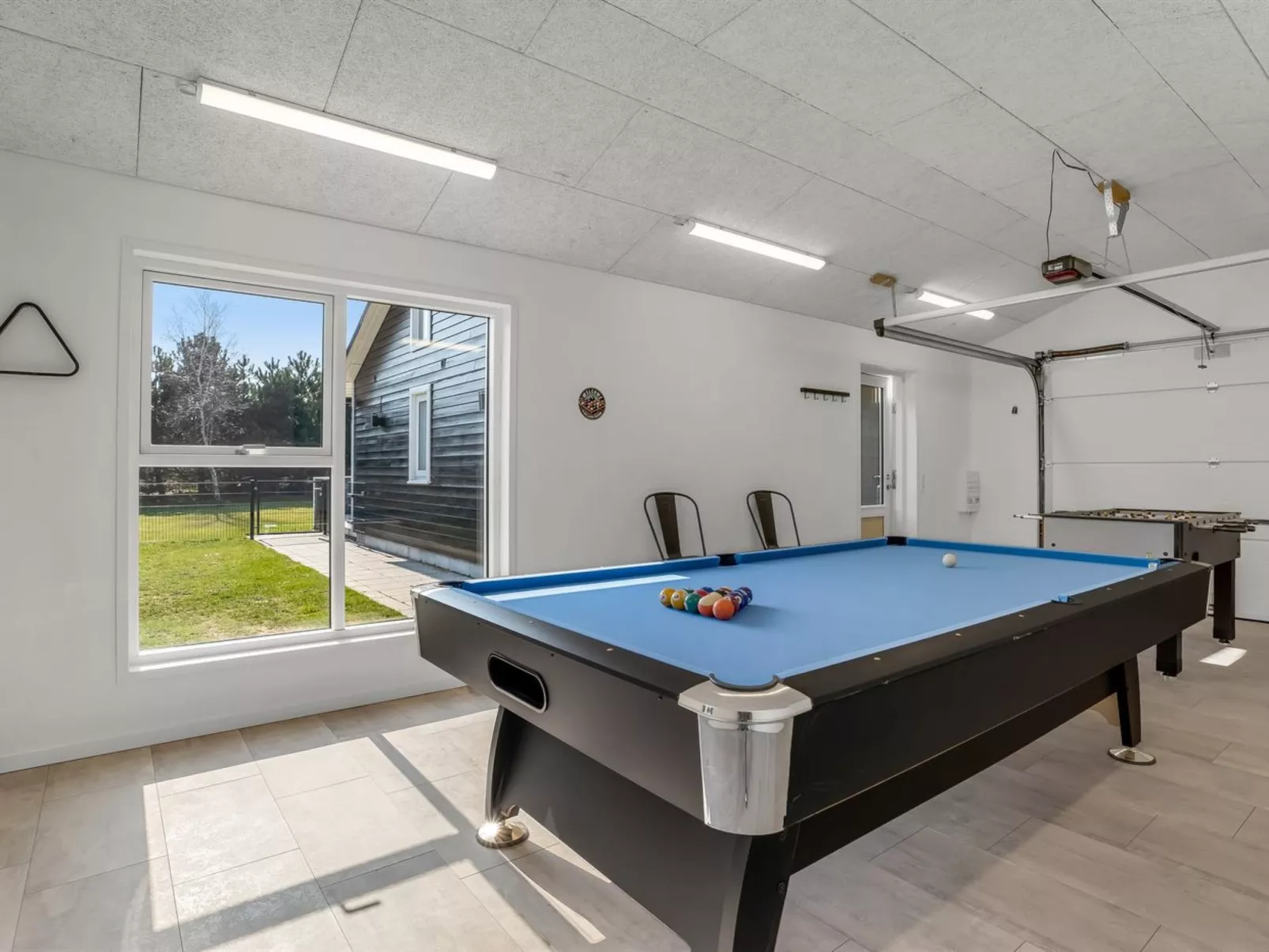 "Amdi" - 1.3km from the sea-Binnen