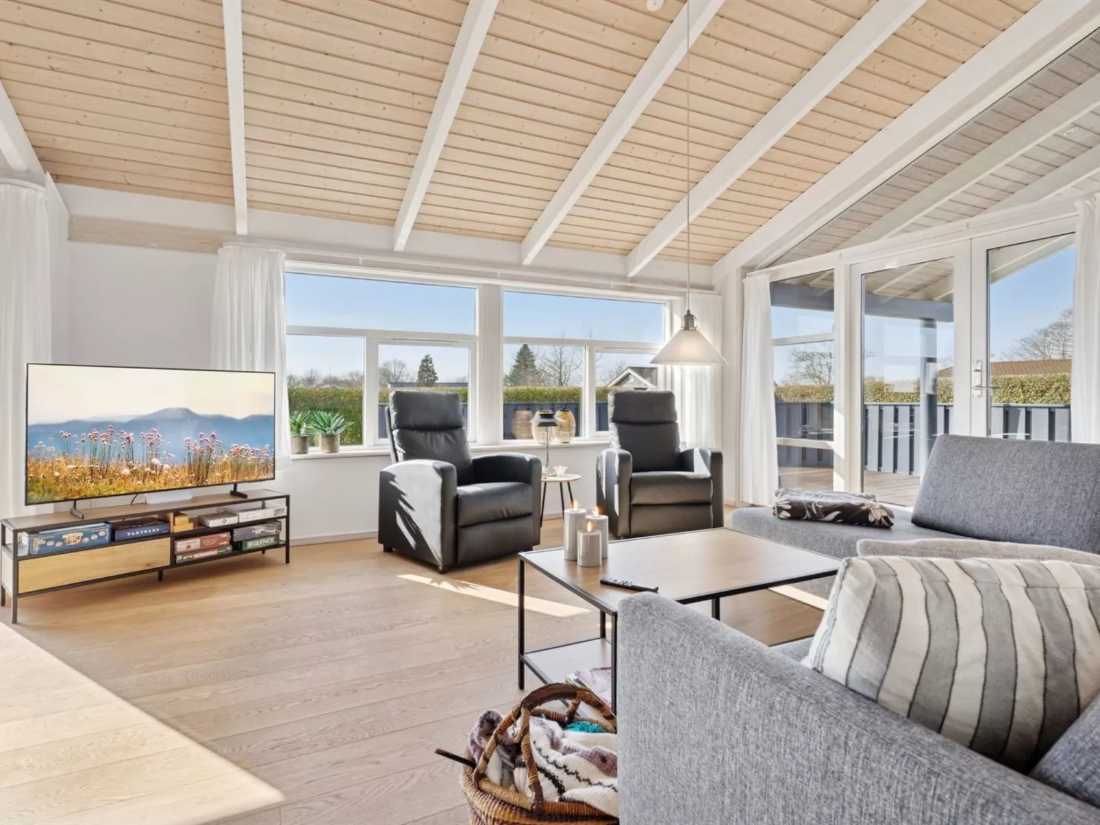 "Annegret" - 200m from the sea-Binnen