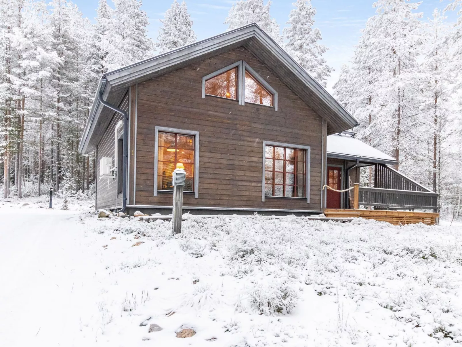 Pyhänkarhu 1-Binnen