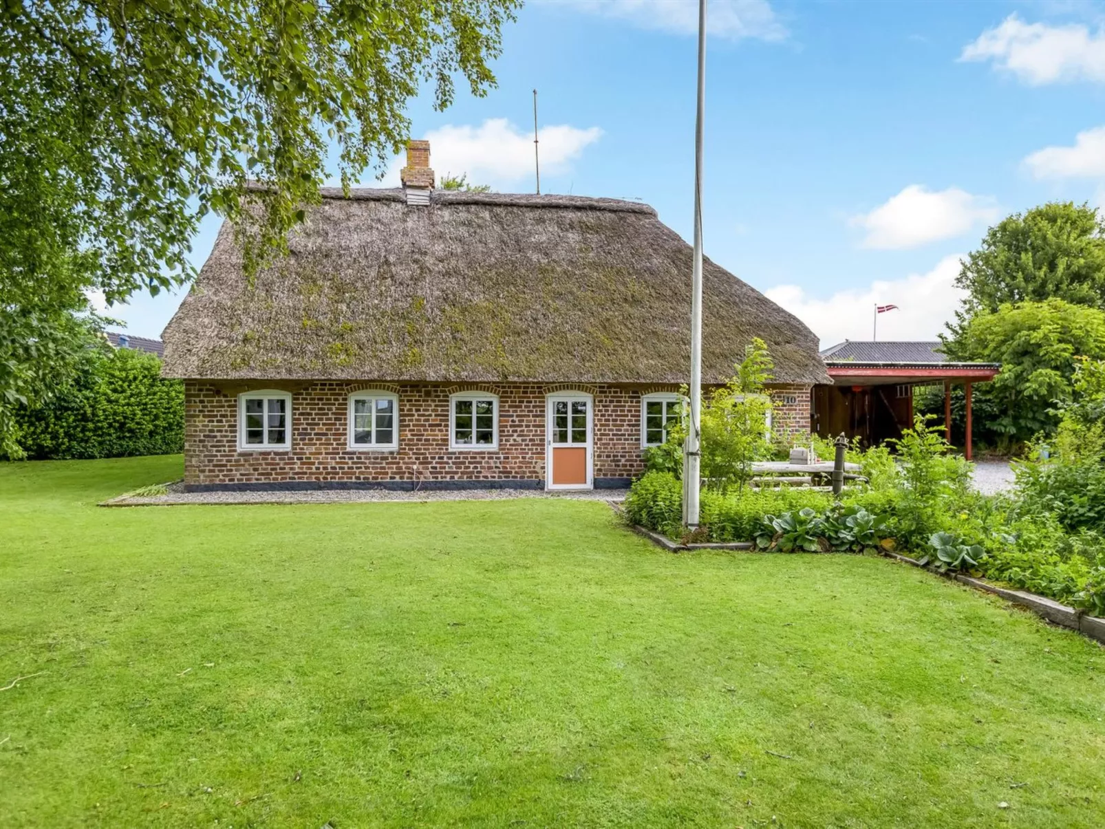 "Tuki" - 10km from the sea-Buiten