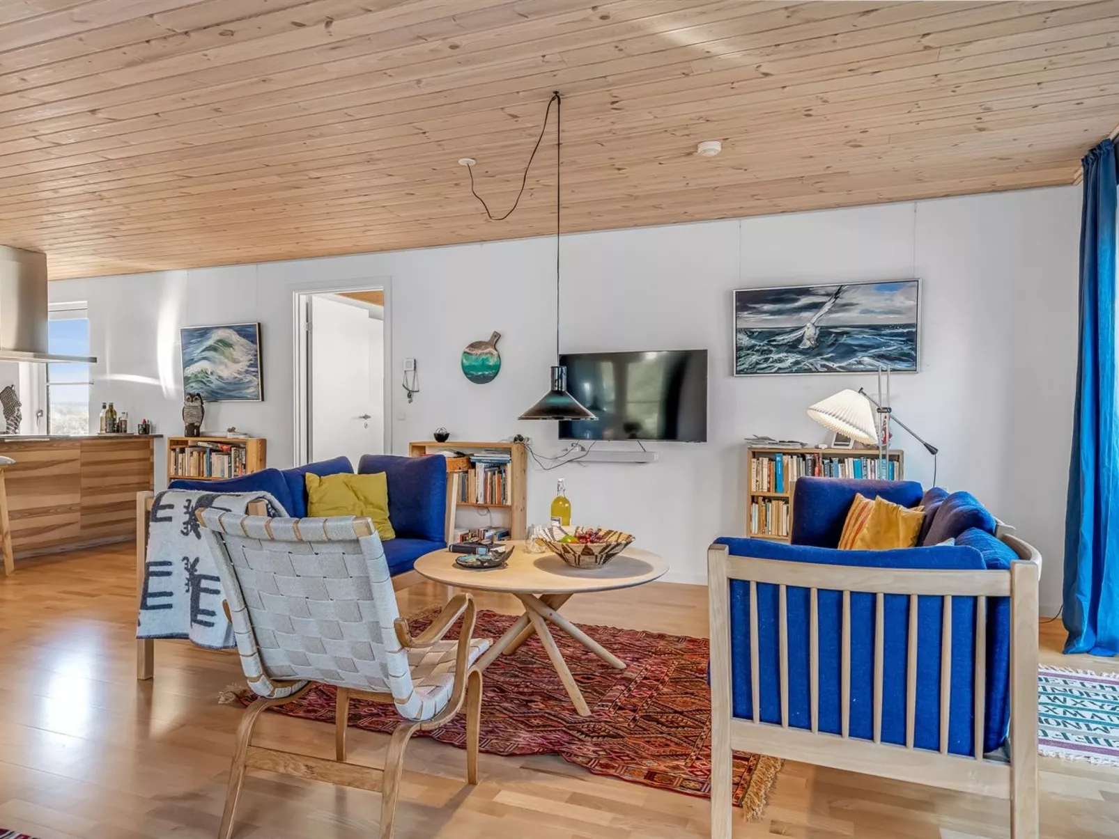 "Kaapo" - 300m from the sea-Binnen