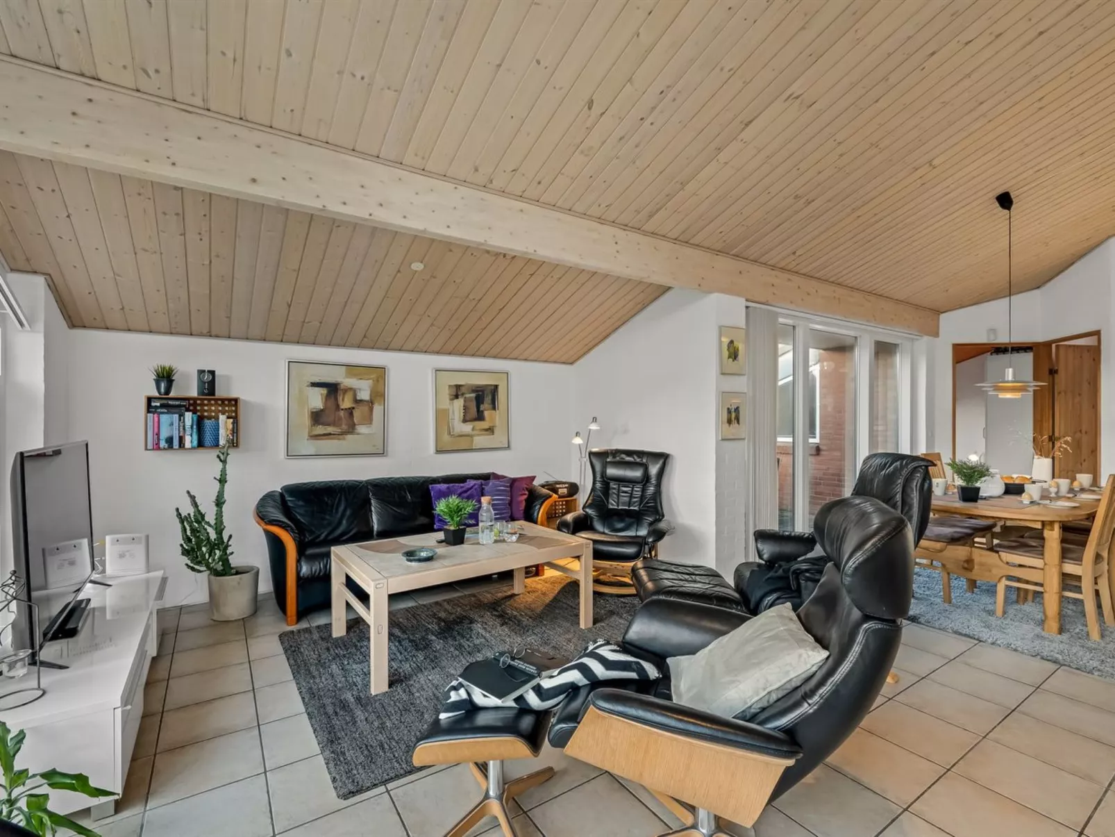 "Takenya" - 350m to the fjord-Binnen