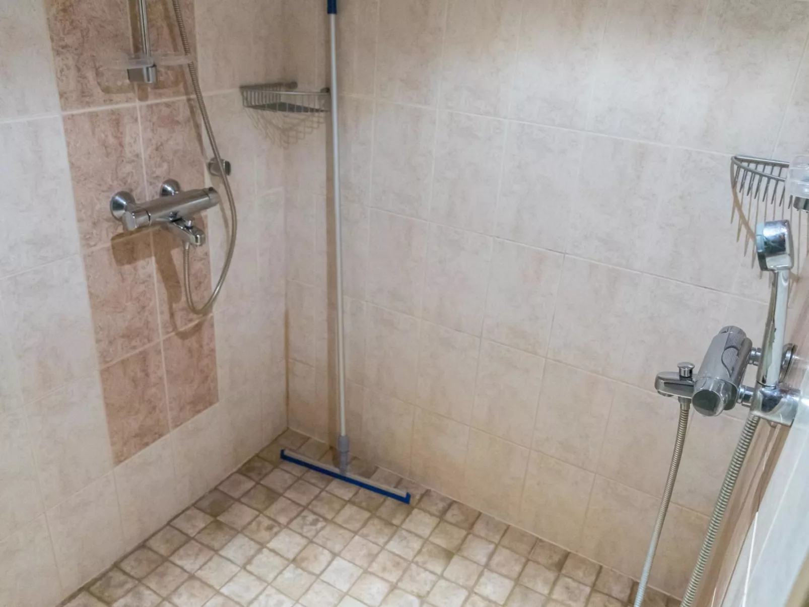 Ylläskaira a-Binnen