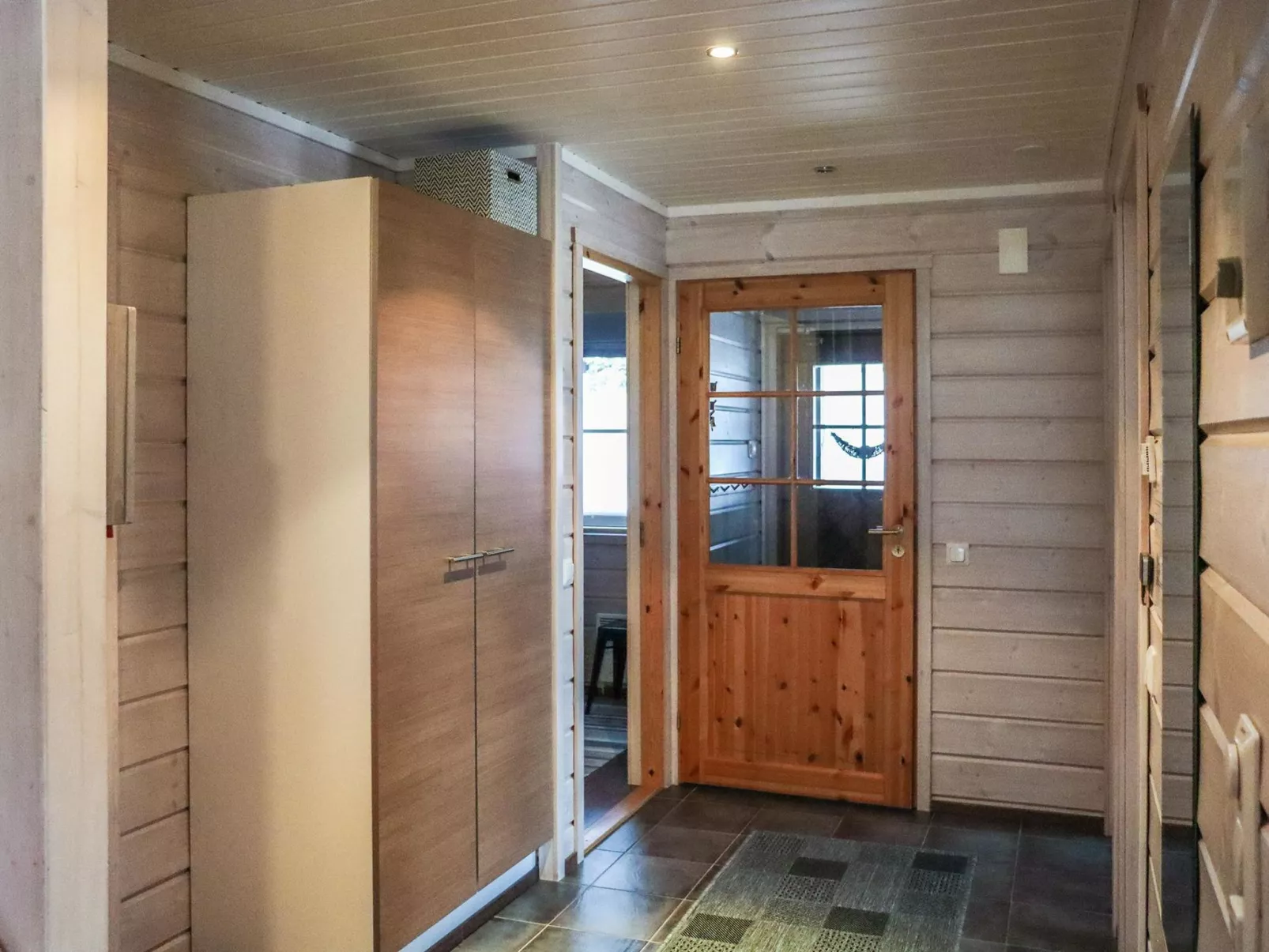 Aurinko-saaga 2 paritalo lasiterassihuon-Binnen