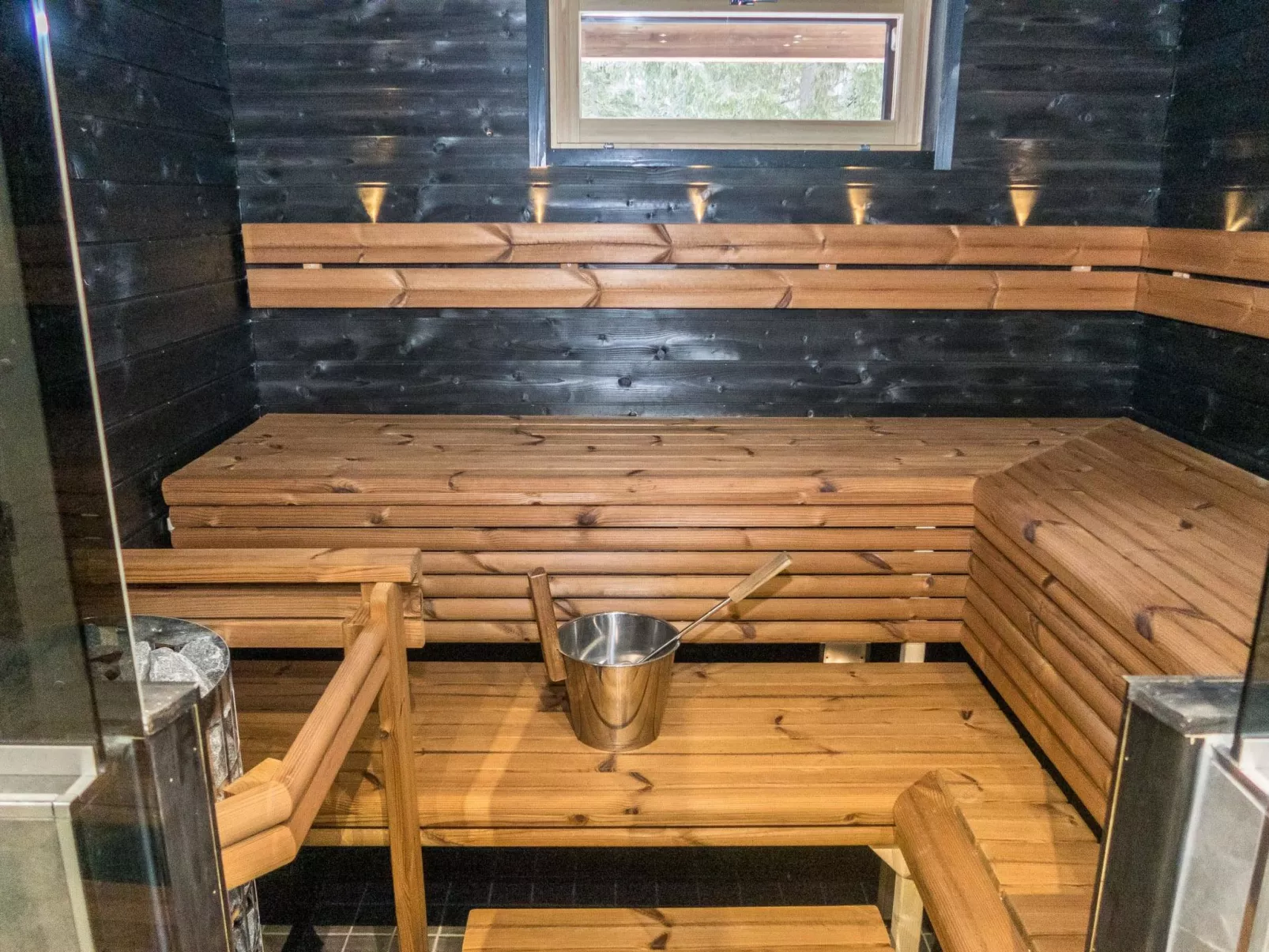 Villa ukkometso-Binnen