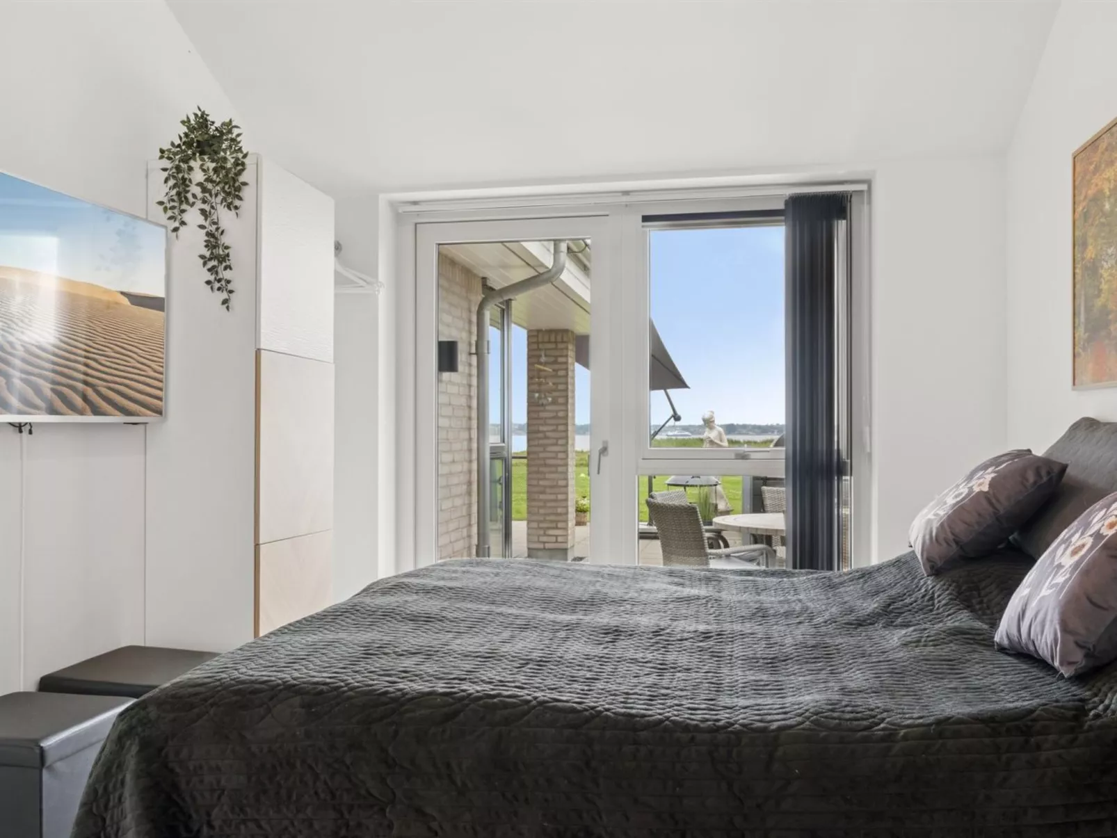 "Thyra" - 50m to the fjord-Binnen