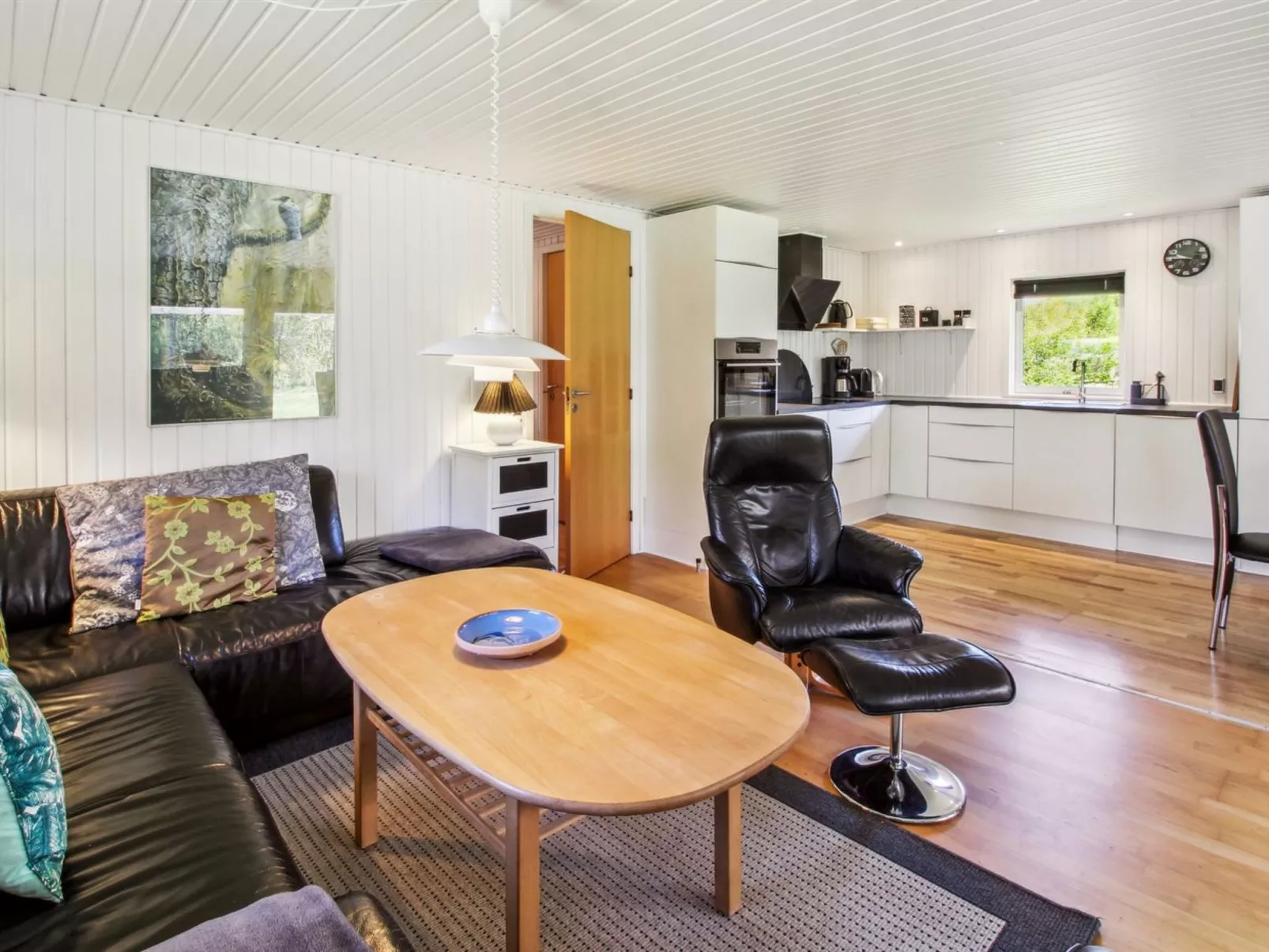 "Alia" - 30km from the sea-Binnen