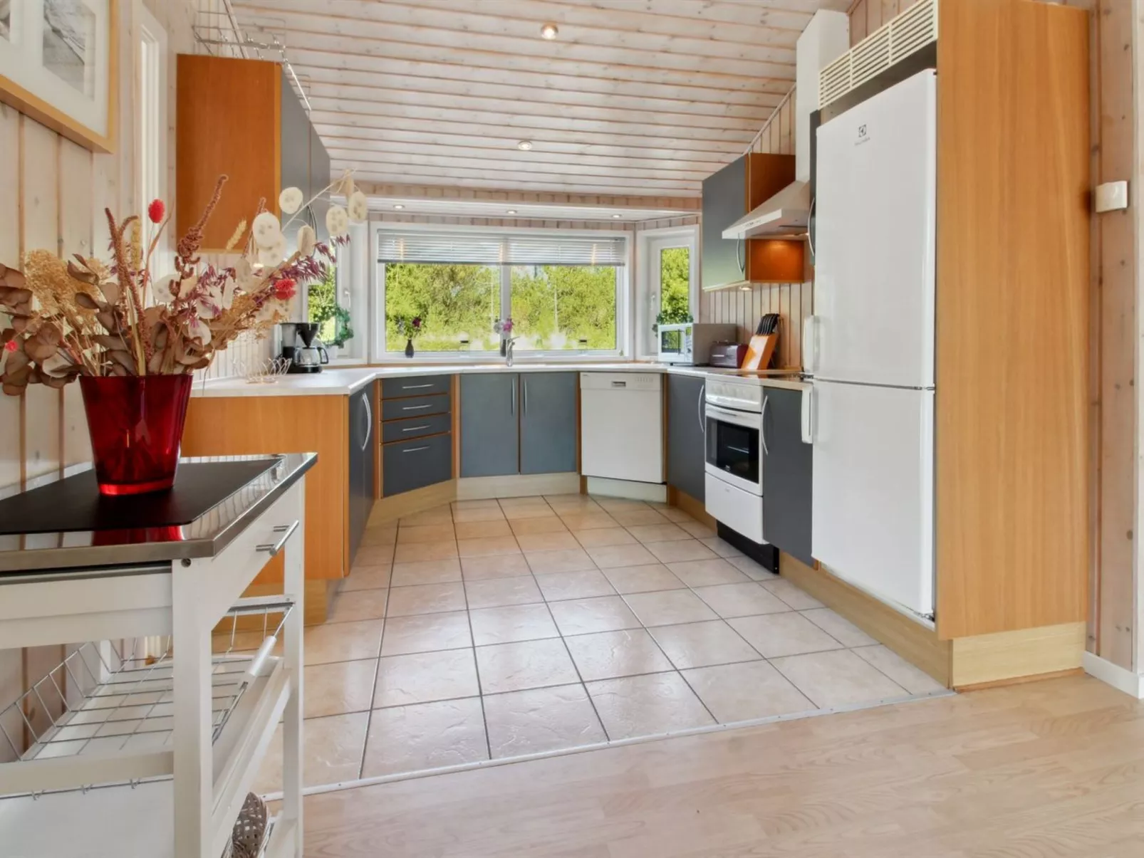 "Kiowa" - 4km from the sea-Binnen