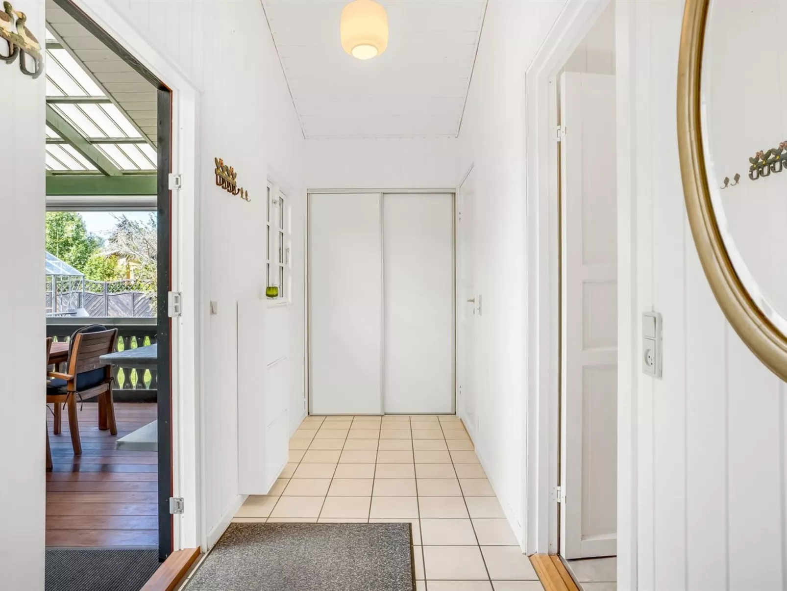 "Eljena" - 550m from the sea-Binnen